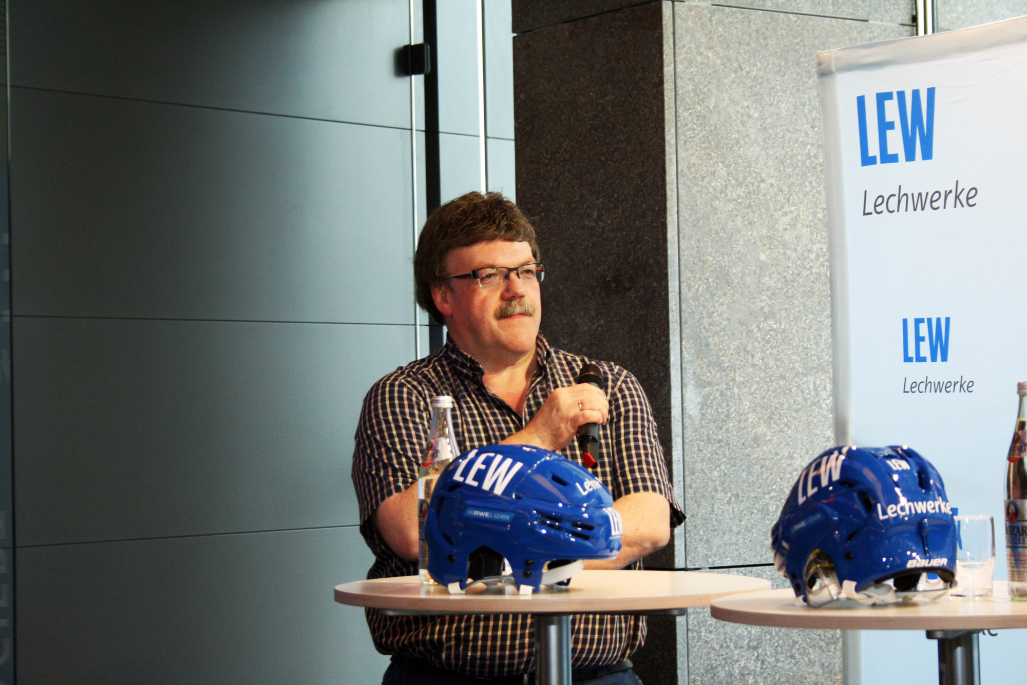 AEV Fanmeeting im LEW Energieladen