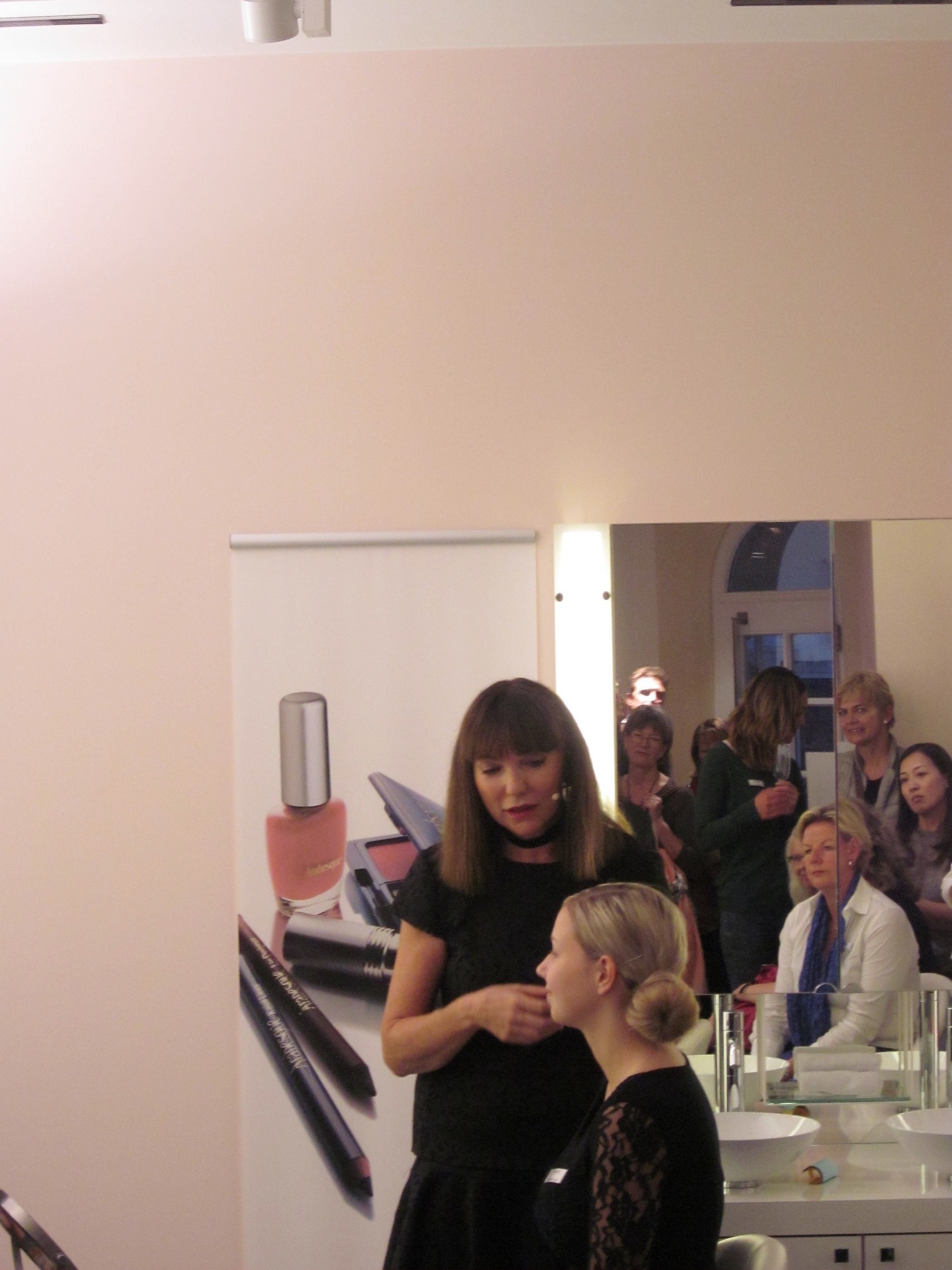 In der Cosmetic Gallery präsentierte die Ballett Company mit DR. GRANDEL die neue Kollektion. Foto: DR. GRANDEL