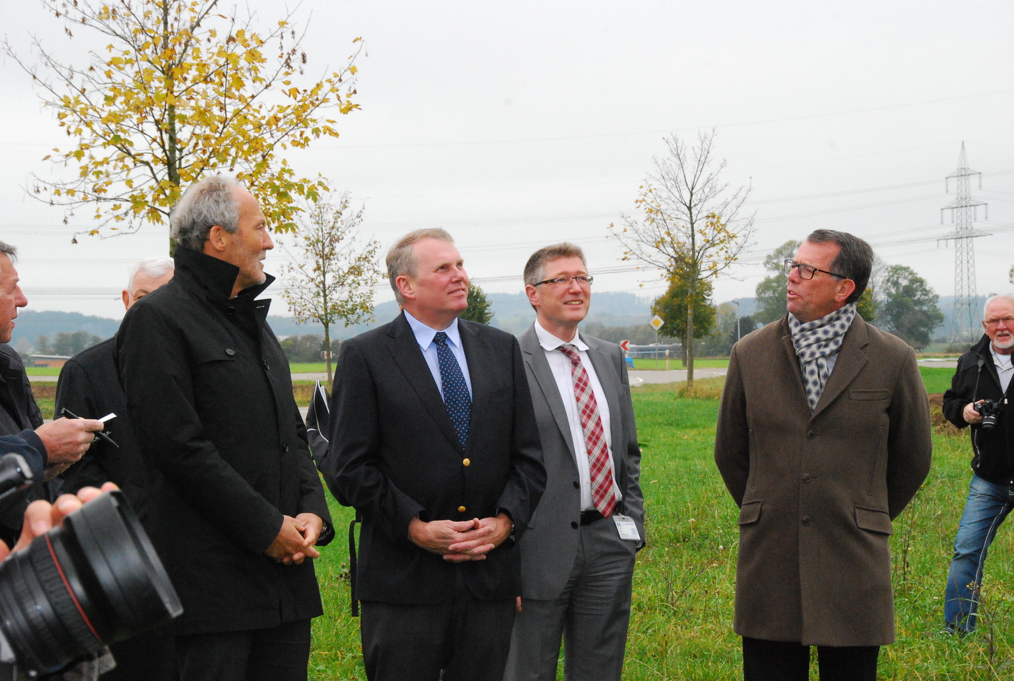 Der Spatenstich für das neue Logistikzentrum in Wolfertschwenden wurde gesetzt. Foto: B4B SCHWABEN