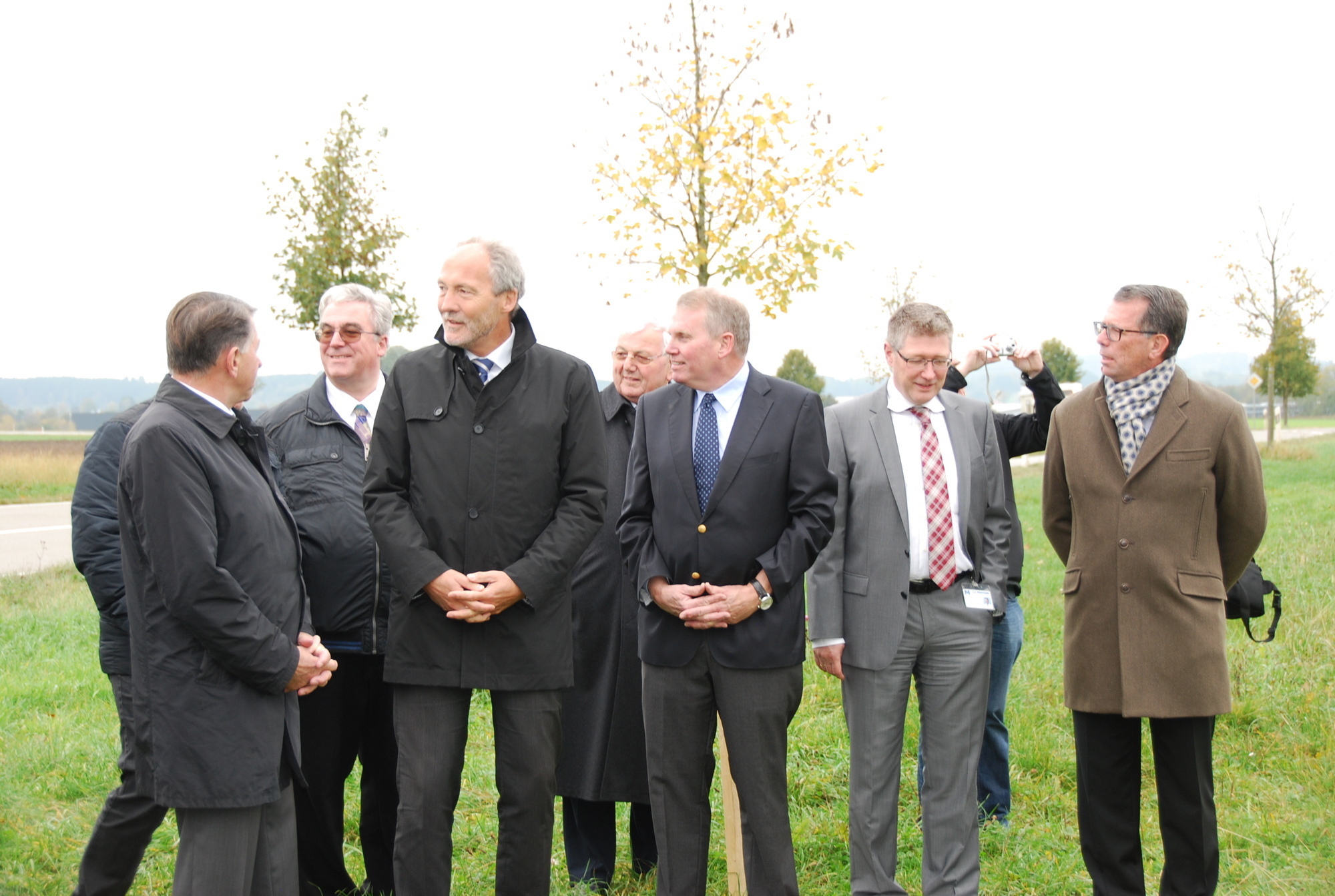 Der Spatenstich für das neue Logistikzentrum in Wolfertschwenden wurde gesetzt. Foto: B4B SCHWABEN