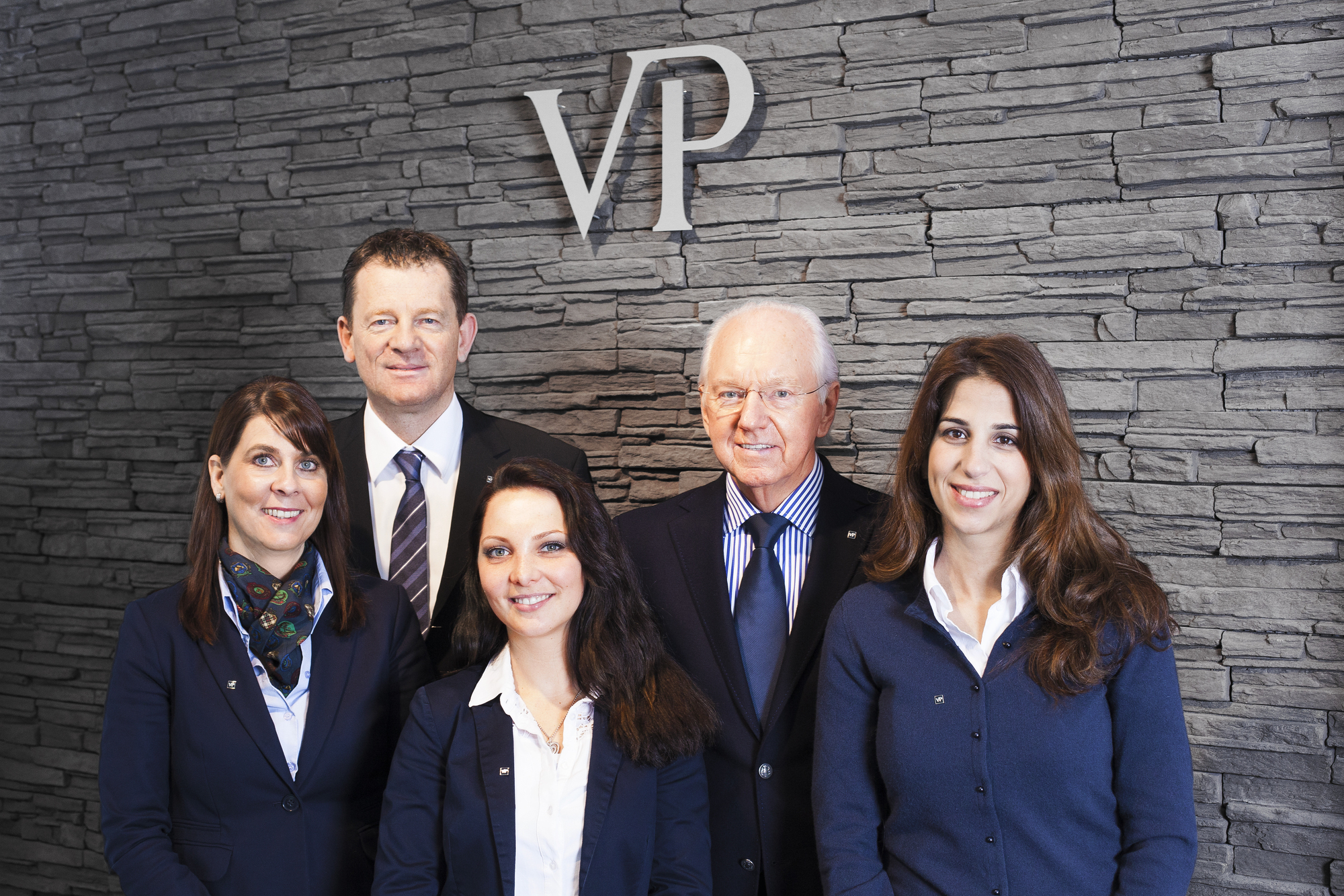 Gruppenbild von Poll Immobilien GmbH. Foto: von Poll Immobilien GmbH
