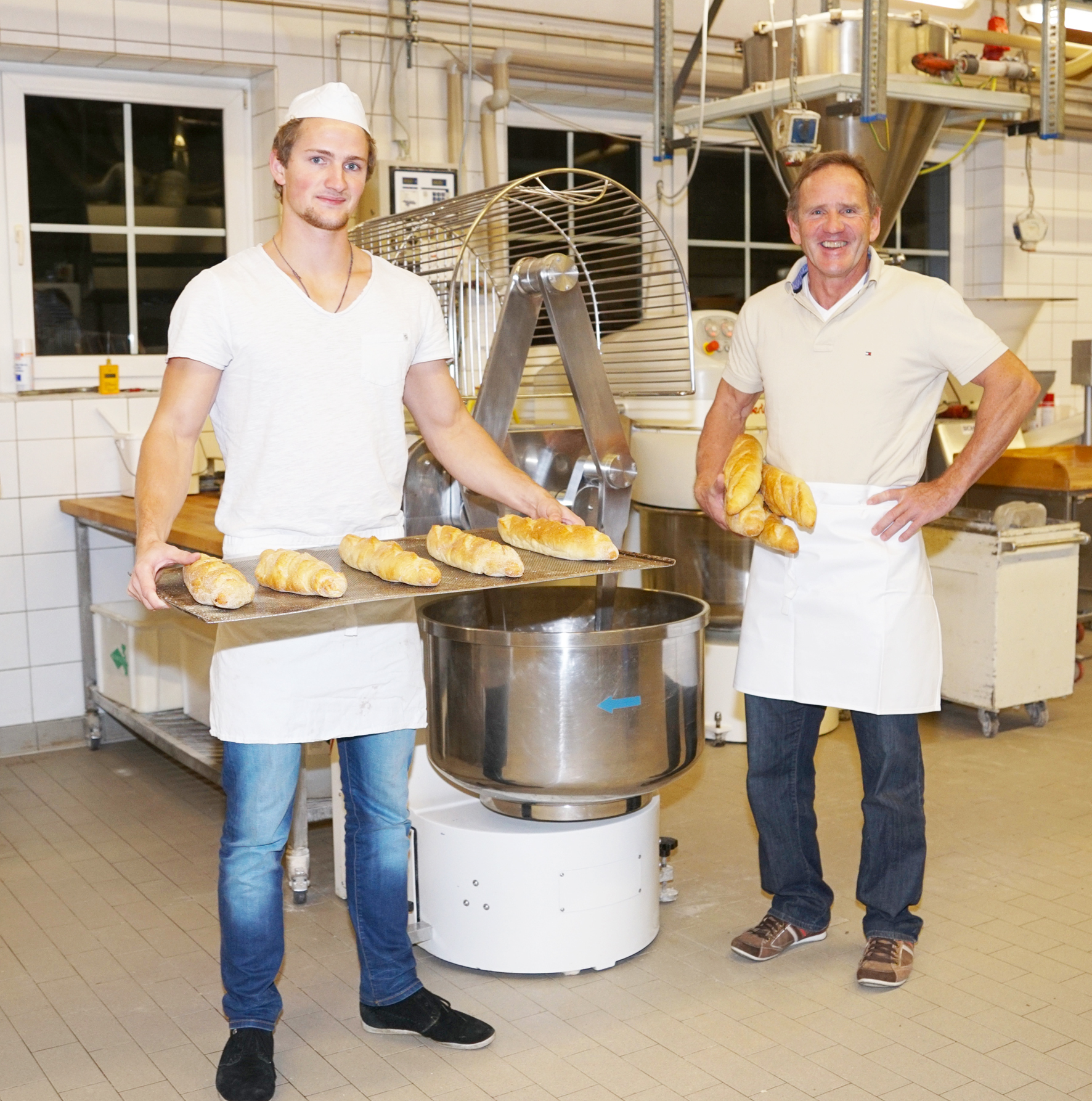 Sohn Johannes und Bäckermeister Anton Reitberger. Foto:prb