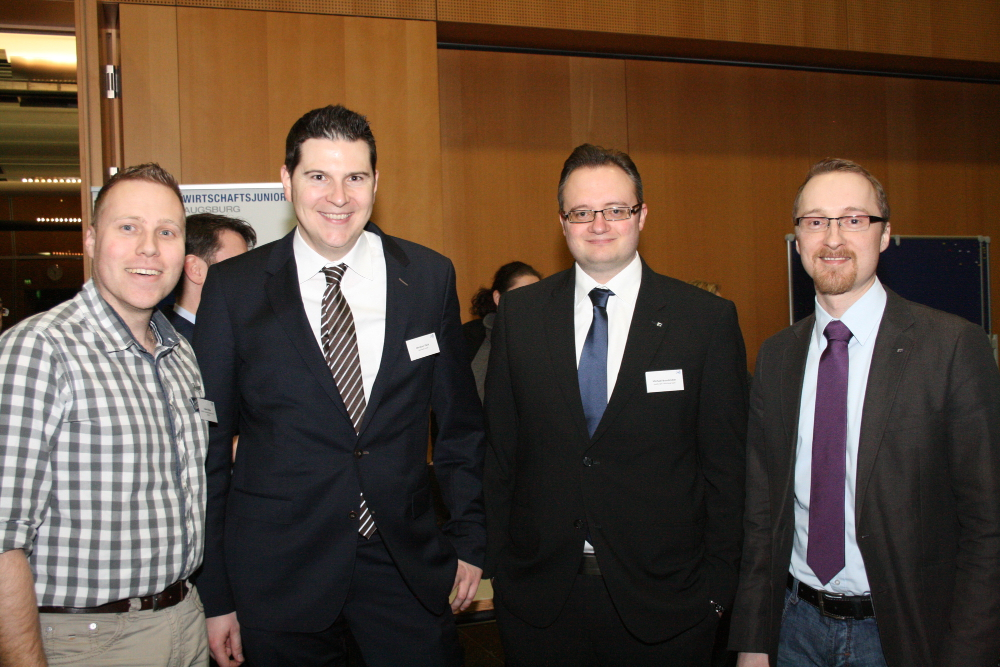 Jahreshauptversammlung 2014 der Wirtschaftsjunioren Augsburg. Foto: B4B SCHWABEN