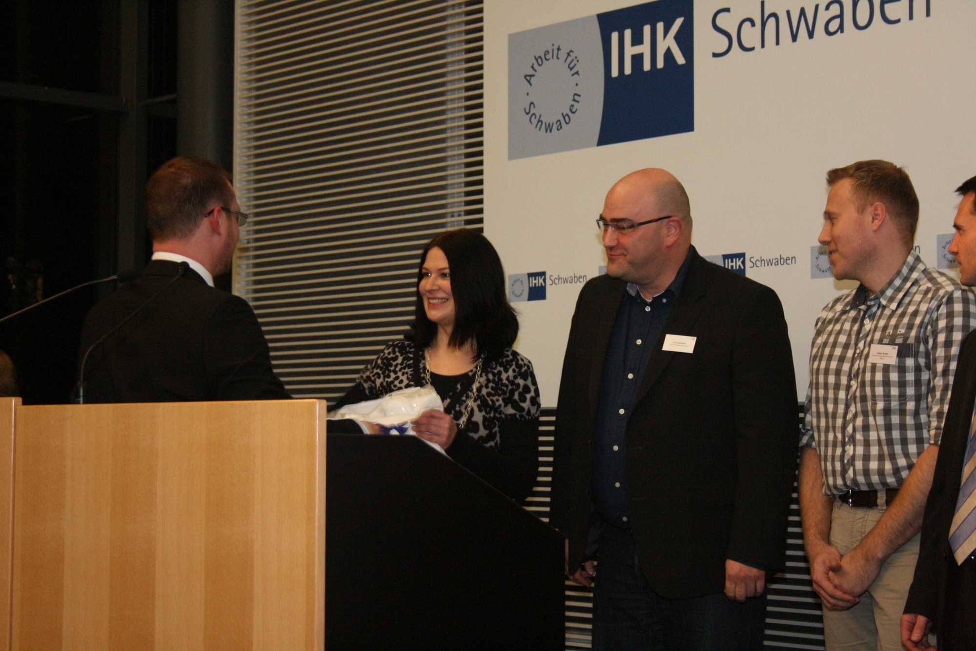 Jahreshauptversammlung 2014 der Wirtschaftsjunioren Augsburg. Foto: B4B SCHWABEN