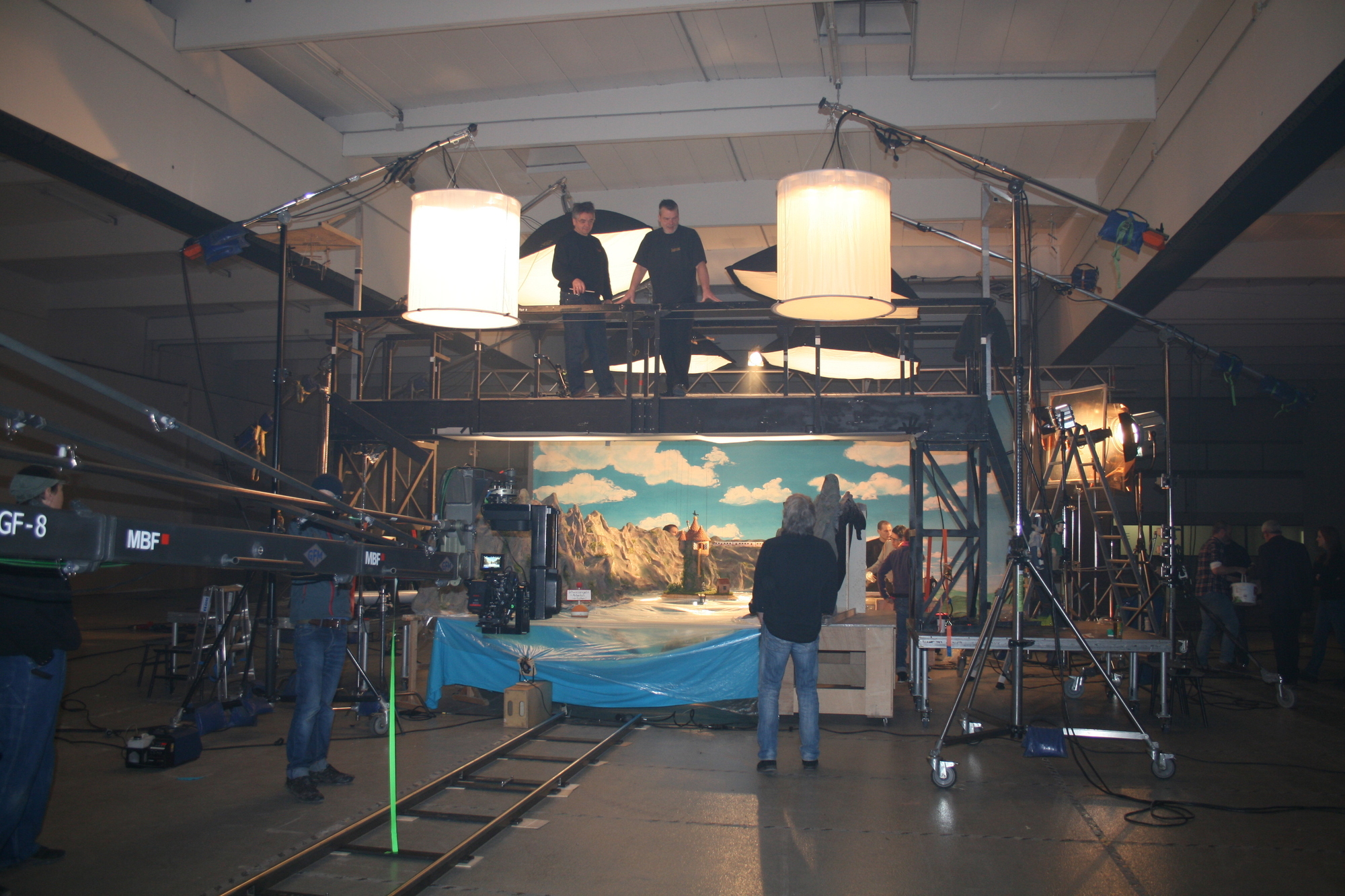 Die Minijob-Zentrale dreht gemeinsam mit den Stars der Augsburger Puppenkiste Werbespots gegen Schwarzarbeit. Foto: B4B SCHWABEN