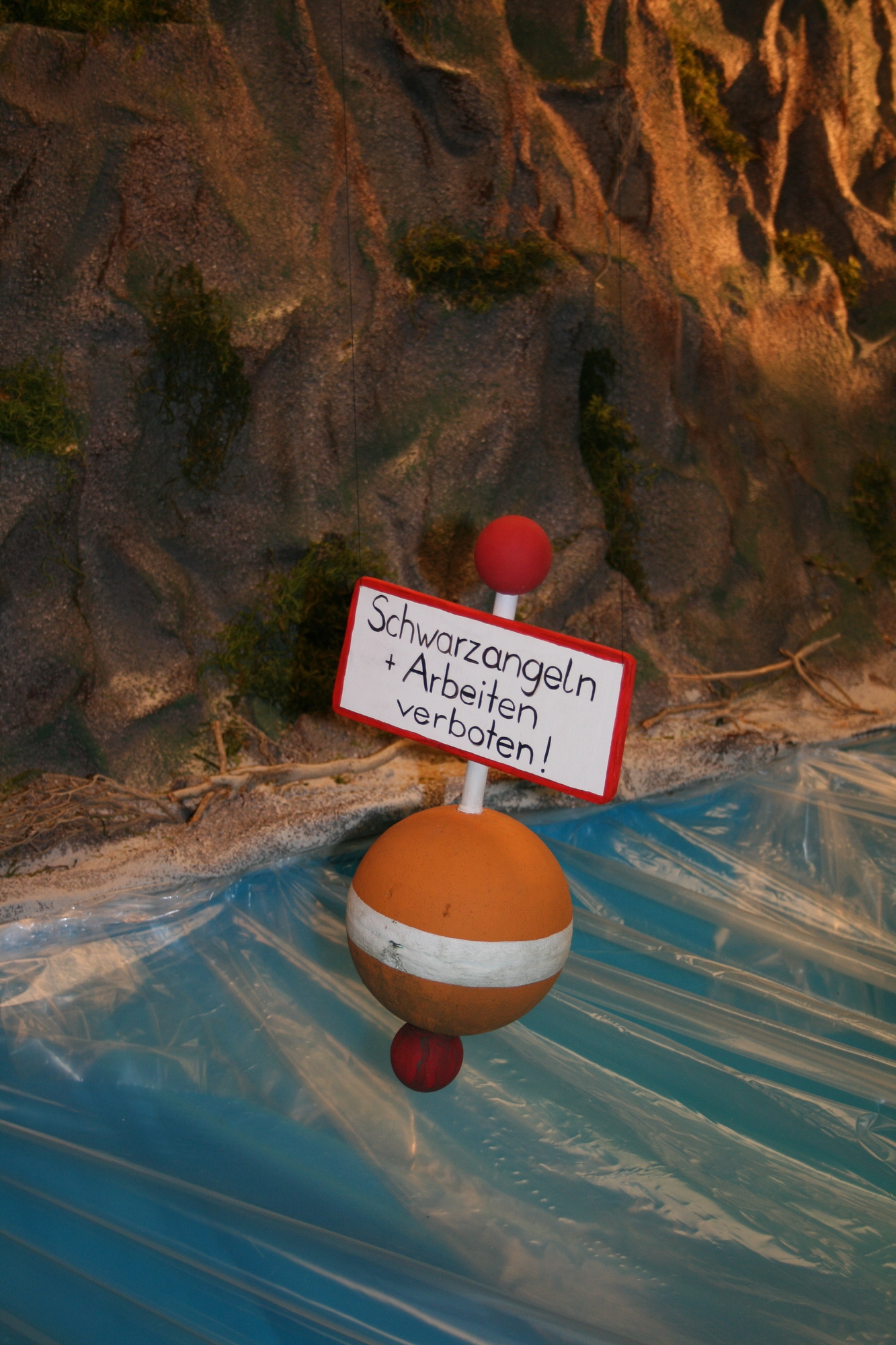 Die Minijob-Zentrale dreht gemeinsam mit den Stars der Augsburger Puppenkiste Werbespots gegen Schwarzarbeit. Foto: B4B SCHWABEN