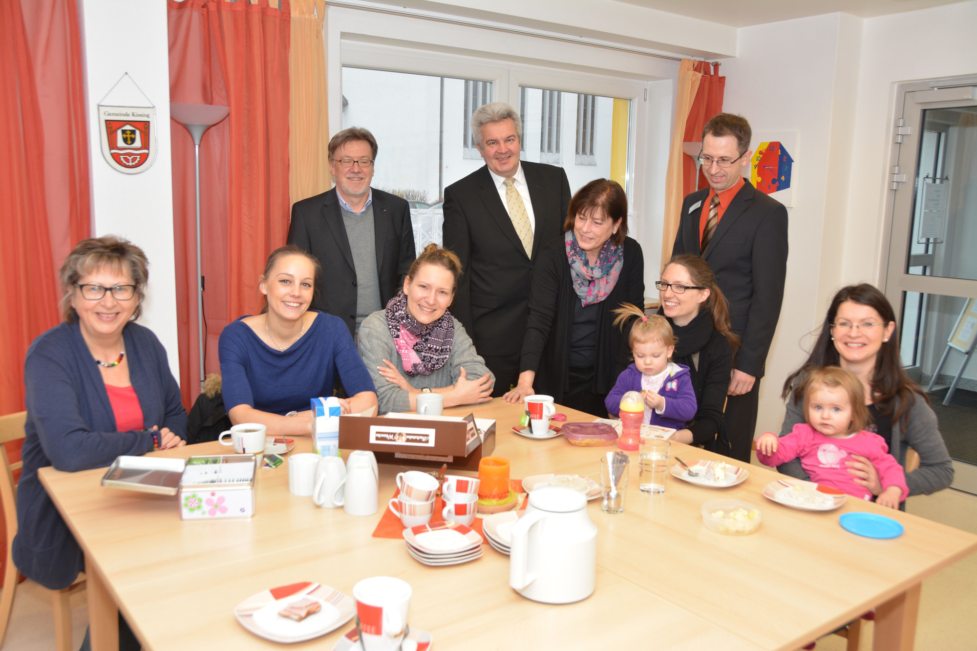SSKA unterstützt das Generationenhaus in Kissing mit Spende. Foto: KJF/Karg