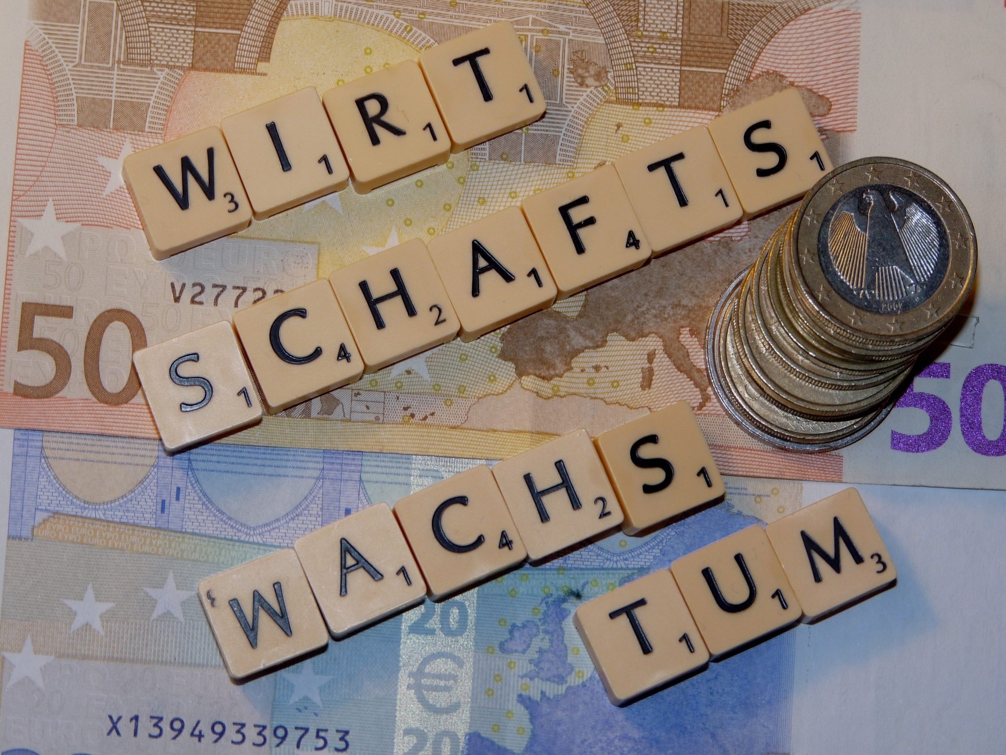 Den Unternehmen in Bayerisch-Schwaben geht es laut IHK-Umfrage gut - noch. Foto: Dieter Schütz / pixelio.de