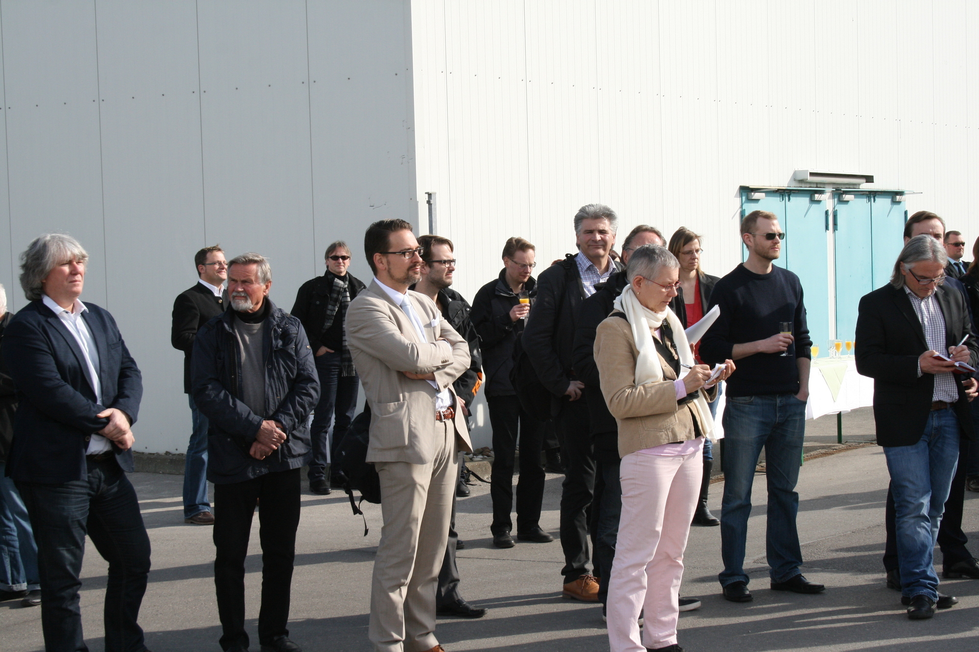 Spatenstich: Augsburg freut sich auf die neue Messehalle 4. Foto: B4B SCHWABEN