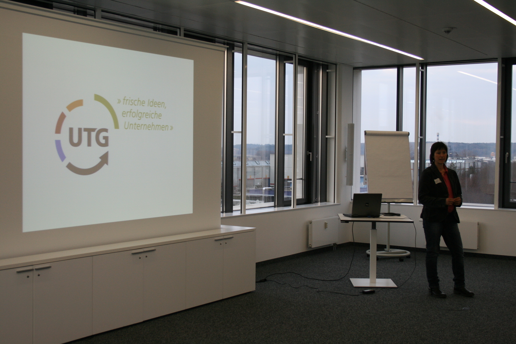 Das Netzwerktreffen im Forum H4 fand in gelöster Atmosphäre statt. Foto: B4B SCHWABEN
