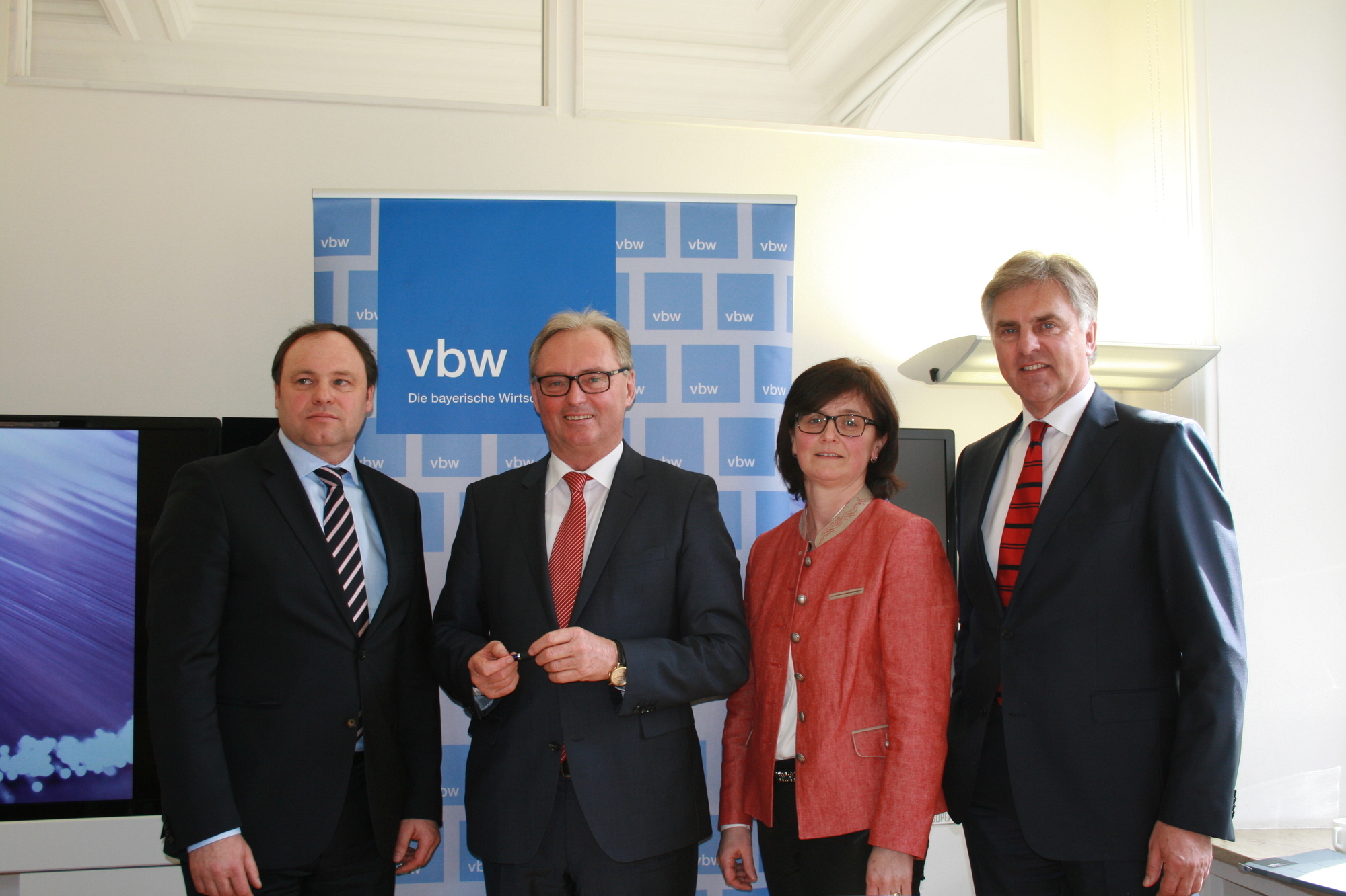 Johannes Stepperger, Johannes Juppe, Sabine Asum und Wolfgang Thoma (v.l.). Foto: B4B SCHWABEN