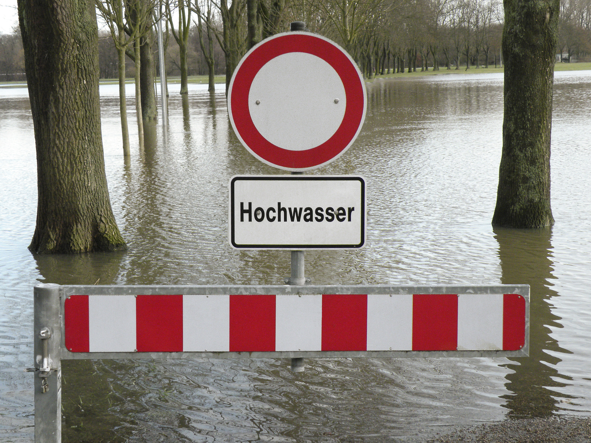 Landkreis Dillingen stellt sich gegen geplante Flutpolder. Foto: kladu / pixelio.de