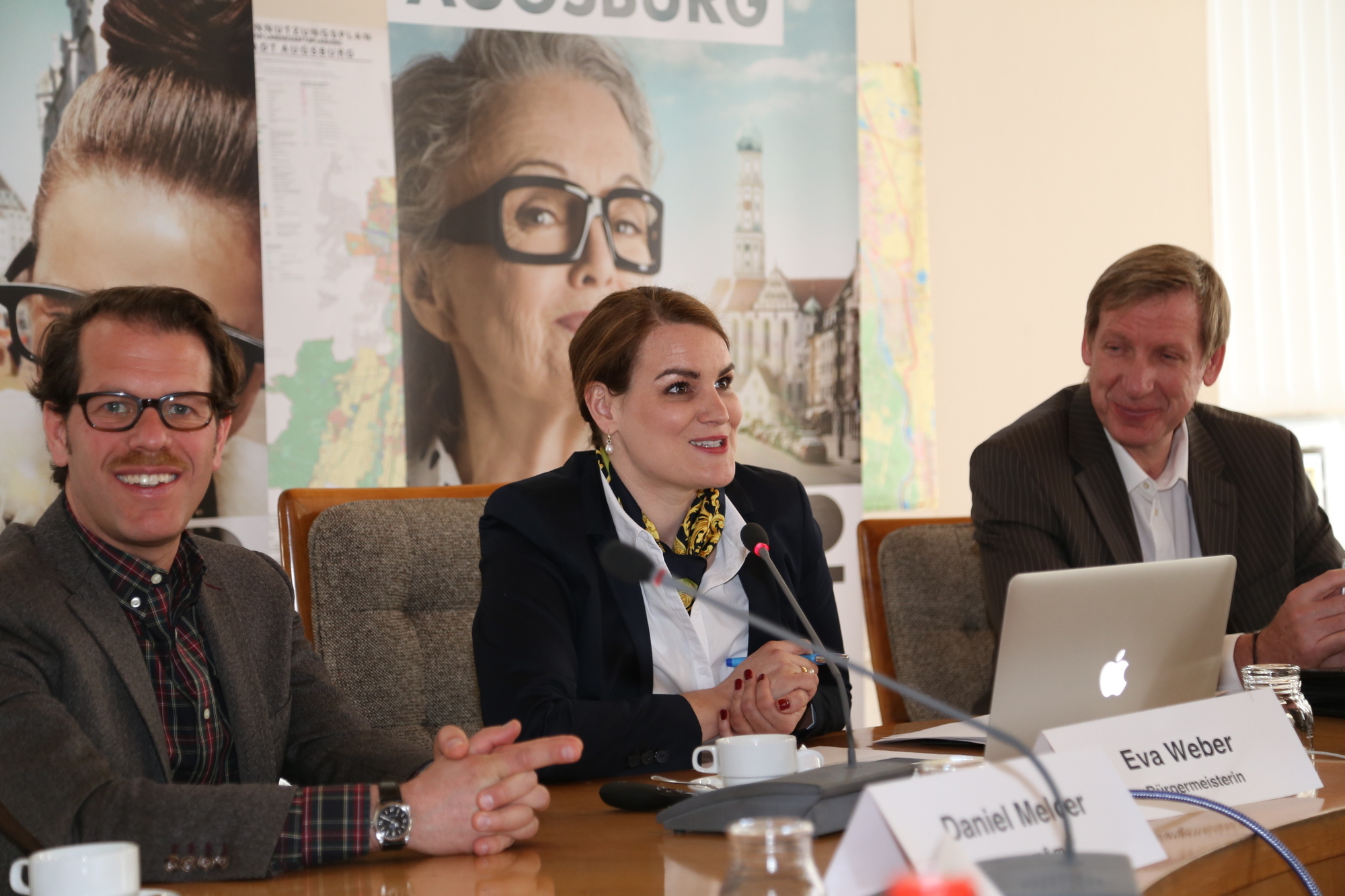 Daniel Melcer, Eva Weber und Heinz Stinglwagner. Foto: Kathrin Lüders, B4B SCHWABEN
