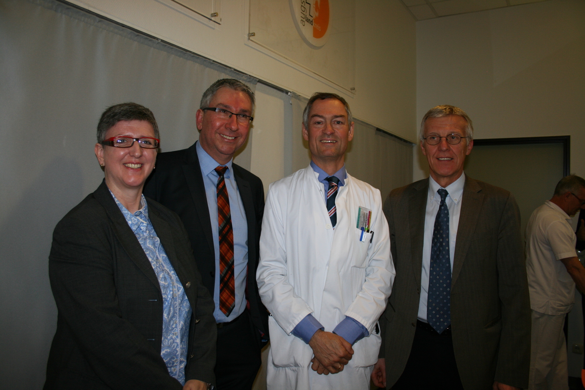 Susanne Arnold, Alexander Schmidtke, Siegfried Hasenbein und Dr. Markus Wehler. Foto: B4B SCHWABEN