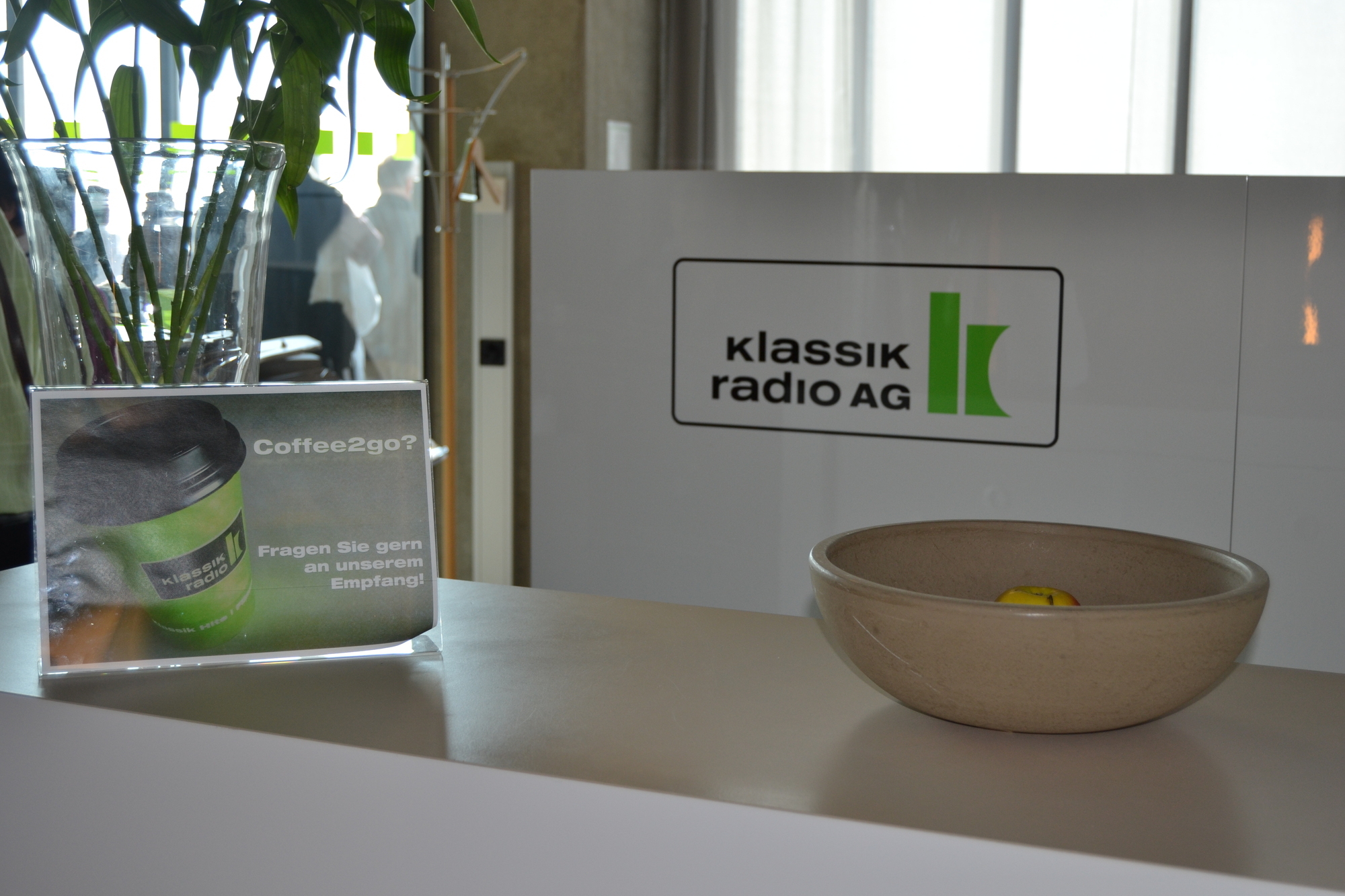 Augsburg OPEN zu Besuch bei KLASSIK Radio in der 35. Etage des Hotelturms. Foto: B4B SCHWABEN