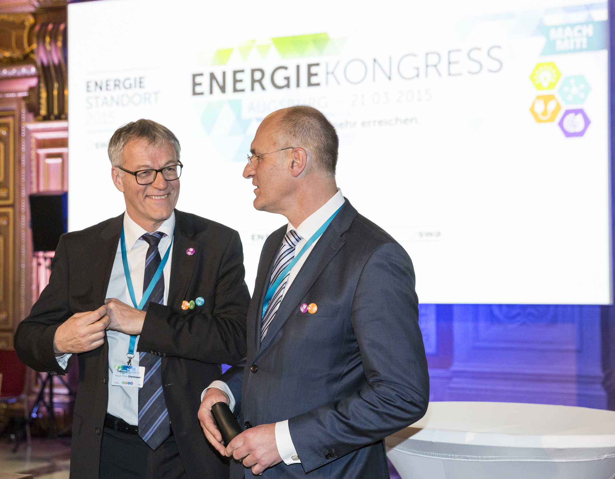 Klaus-Peter Dietmayer und Dr. Kurt Gribl waren sehr zufrieden mit dem Energiekongress. Foto: erdgas schwaben