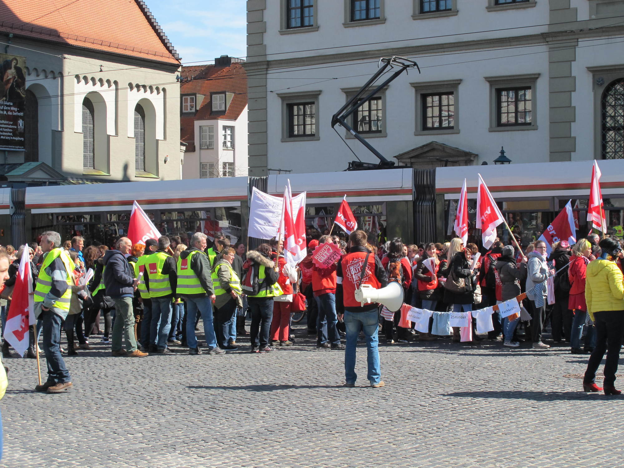 ver.di streikt für bessere Löhne bei der Kinderbetreuung. Foto: B4B SCHWABEN
