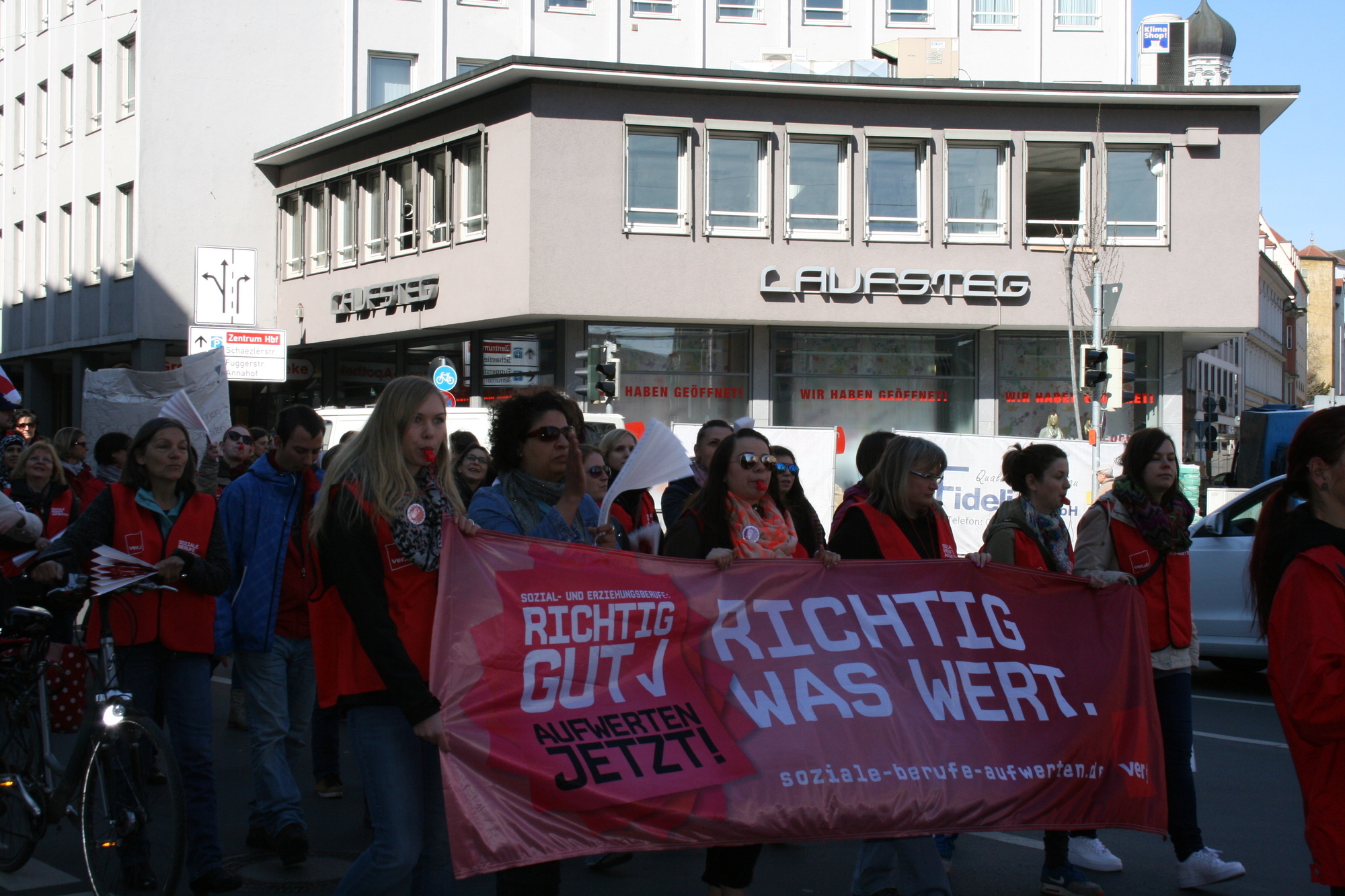 ver.di streikt für bessere Löhne bei der Kinderbetreuung. Foto: B4B SCHWABEN