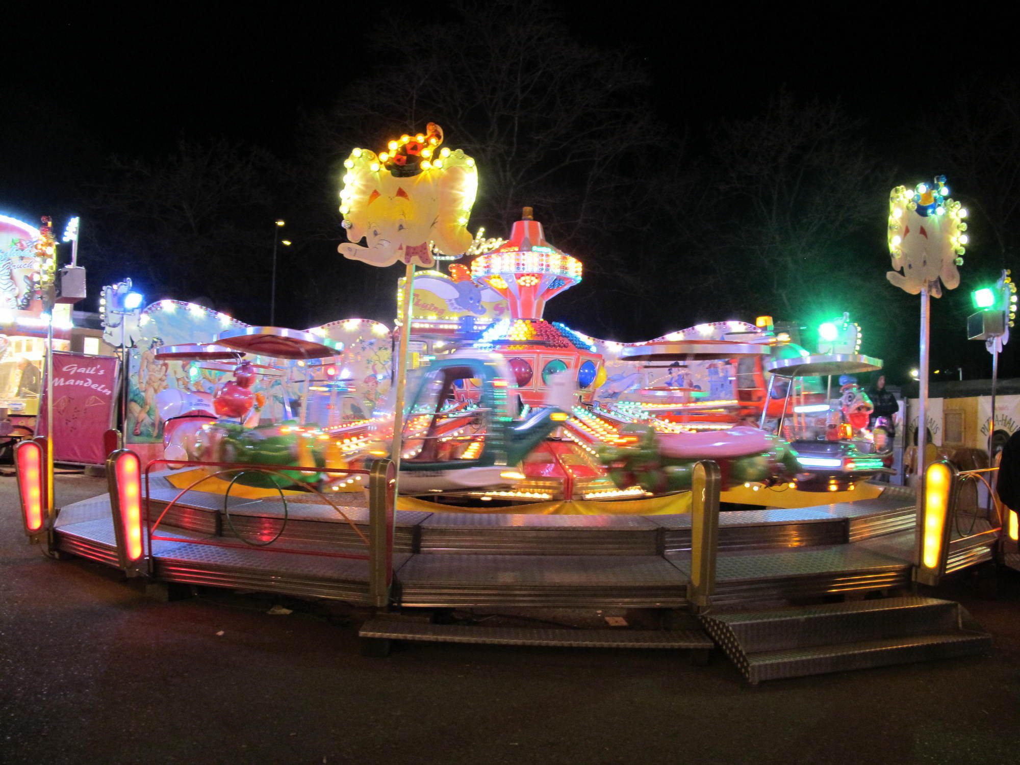 Die Schausteller ziehen nach dem Frühjahrsplärrer 2015 ein positives Fazit. Foto: B4B SCHWABEN