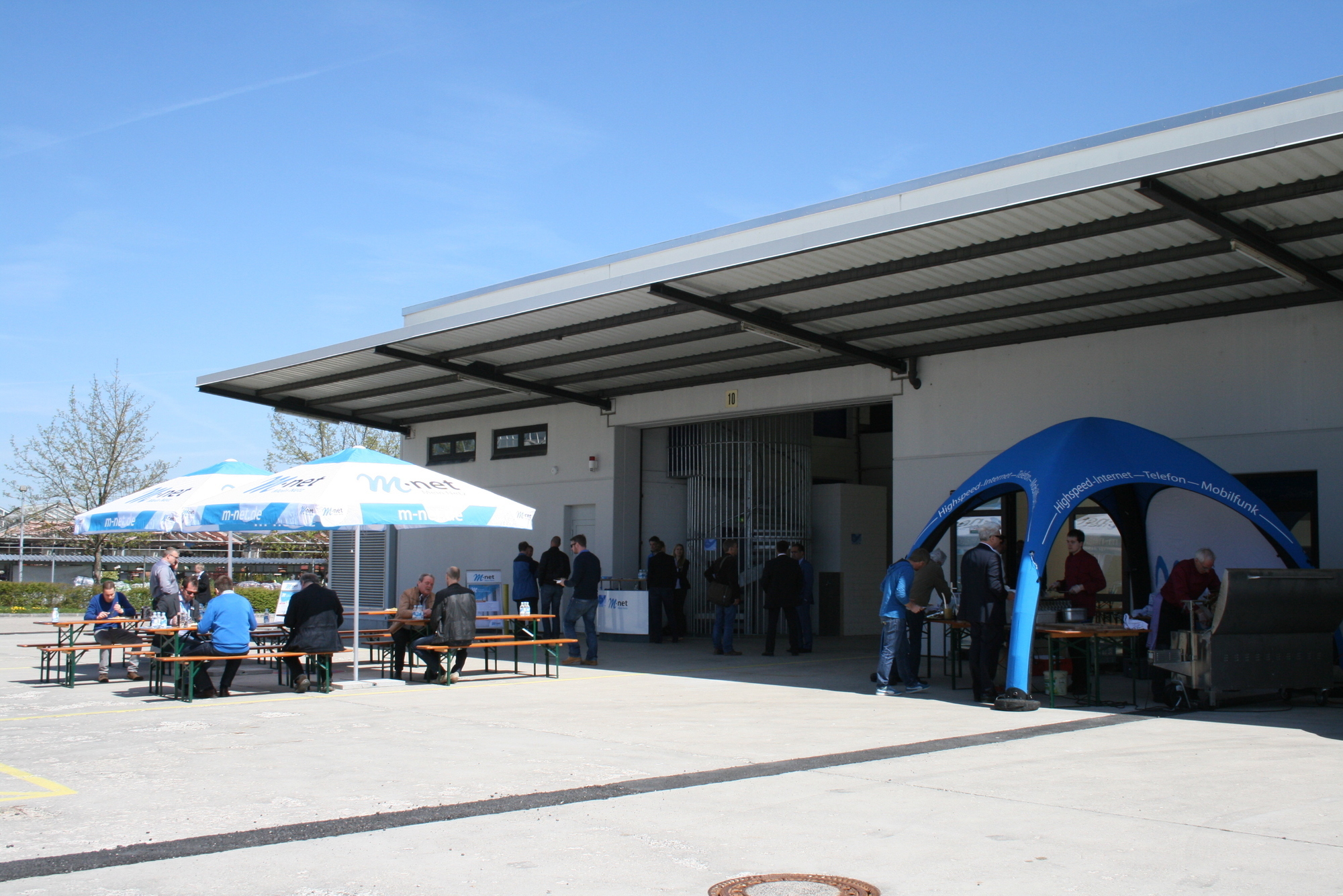 Am 21. April 2015 wurde das neue M-net Rechenzentrum in Augsburg eröffnet. Foto: B4B SCHWABEN
