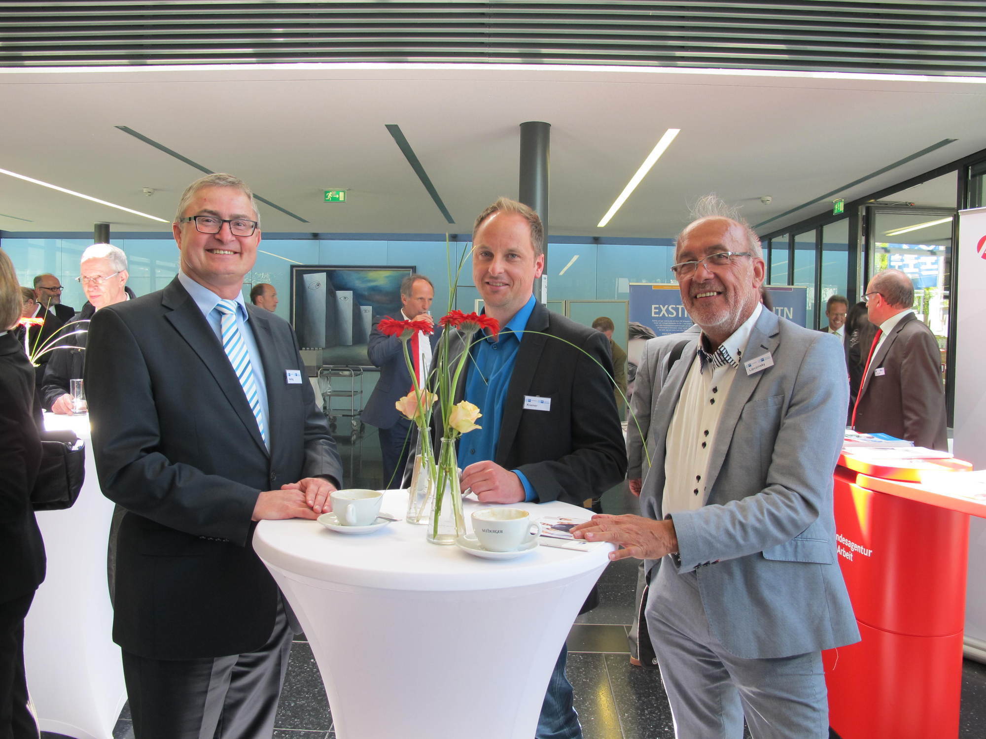 Zahlreiche Vertreter aus Wirtschaft und Politik nahmen am IHK Fachkräftetag teil. Foto: B4B SCHWABEN