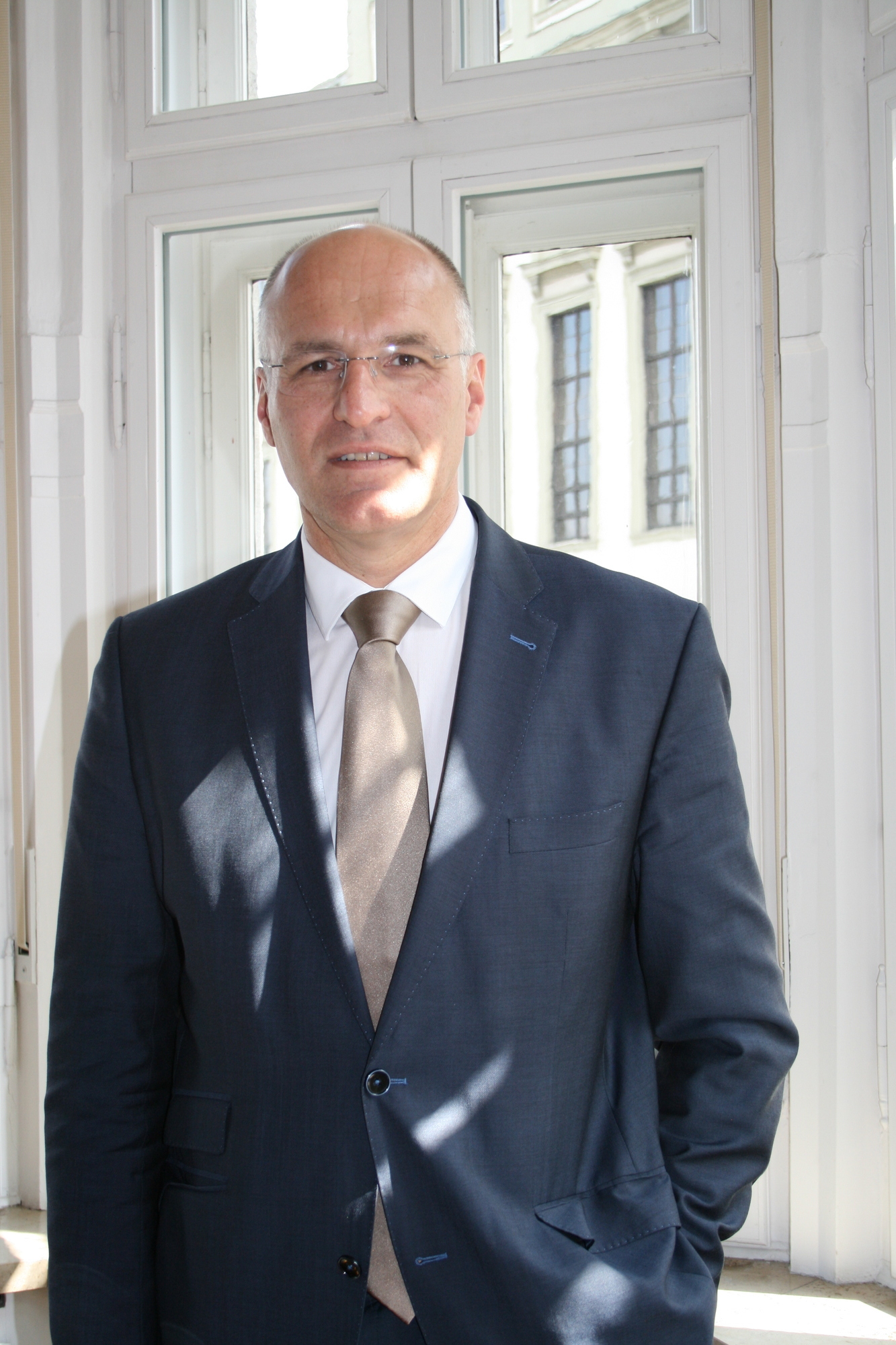 Oberbürgermeister Dr. Kurt Gribl spricht sich weiterhin klar für eine Fusion aus. Foto: B4B SCHWABEN