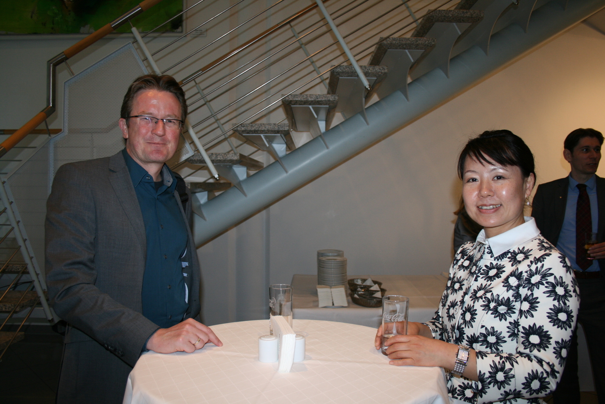 „China im Wandel“ fand diesmal im Foyer des Medienzentrums der Augsburger Allgemeinen statt. Foto: B4B SCHWABEN