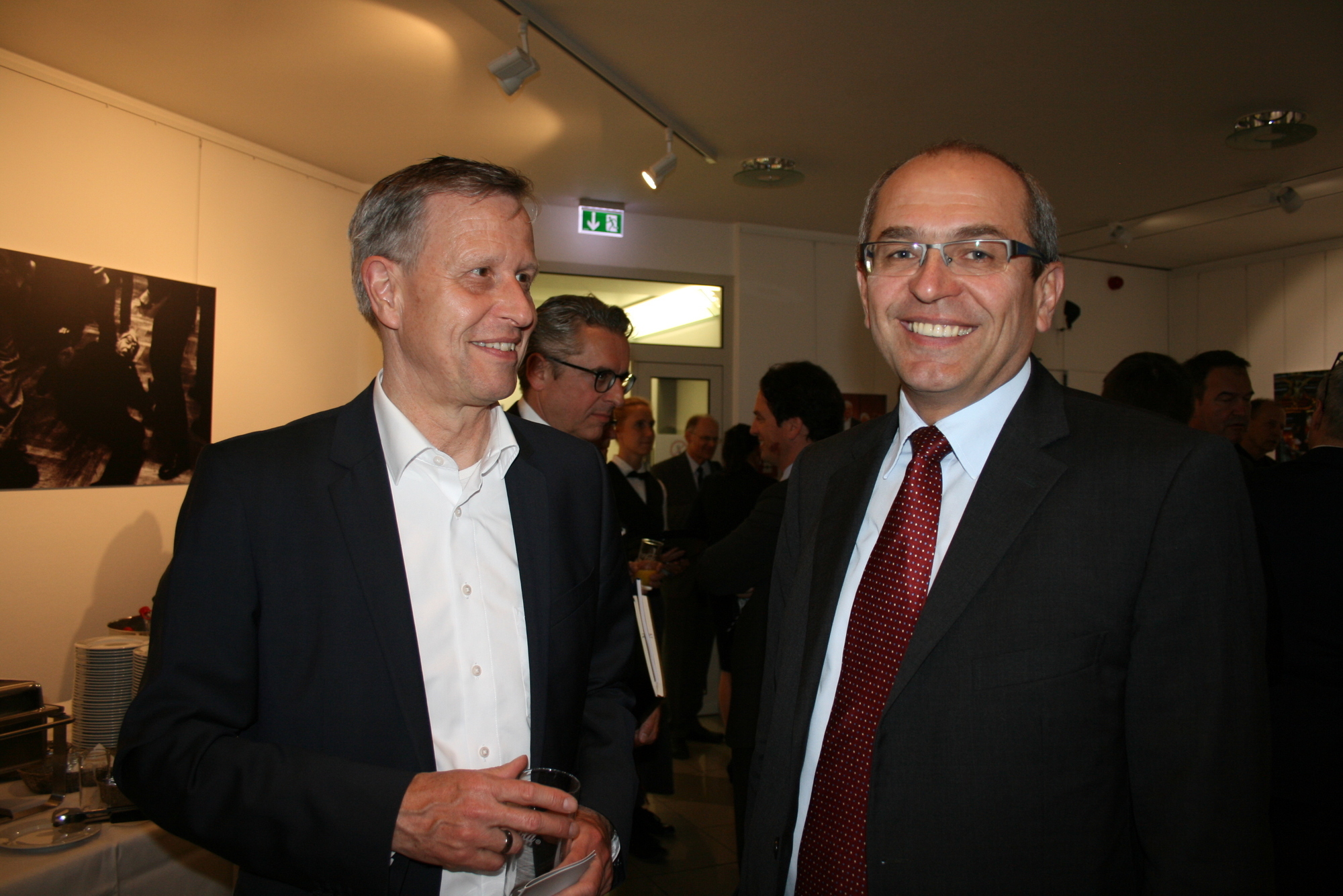 „China im Wandel“ fand diesmal im Foyer des Medienzentrums der Augsburger Allgemeinen statt. Foto: B4B SCHWABEN