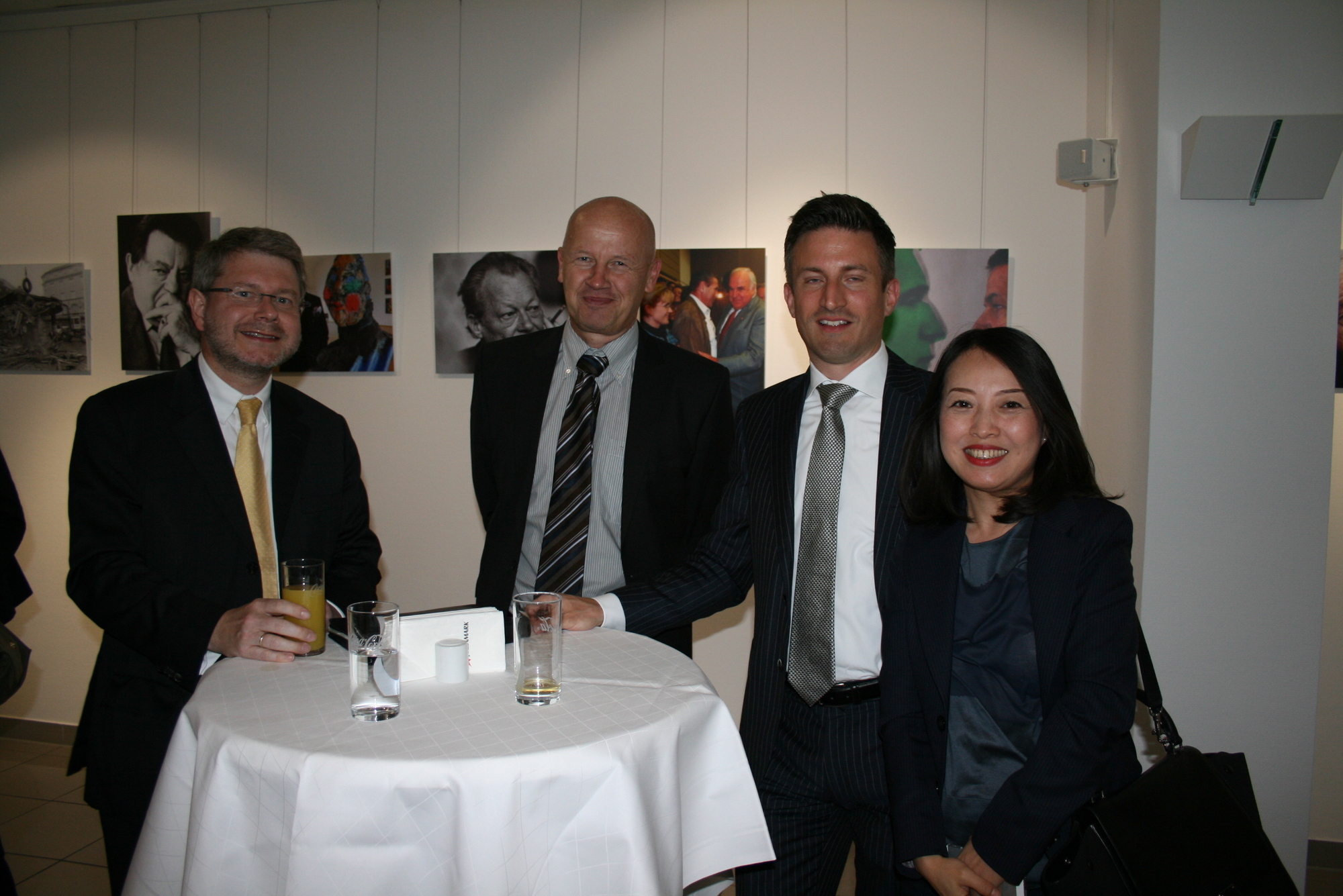 „China im Wandel“ fand diesmal im Foyer des Medienzentrums der Augsburger Allgemeinen statt. Foto: B4B SCHWABEN