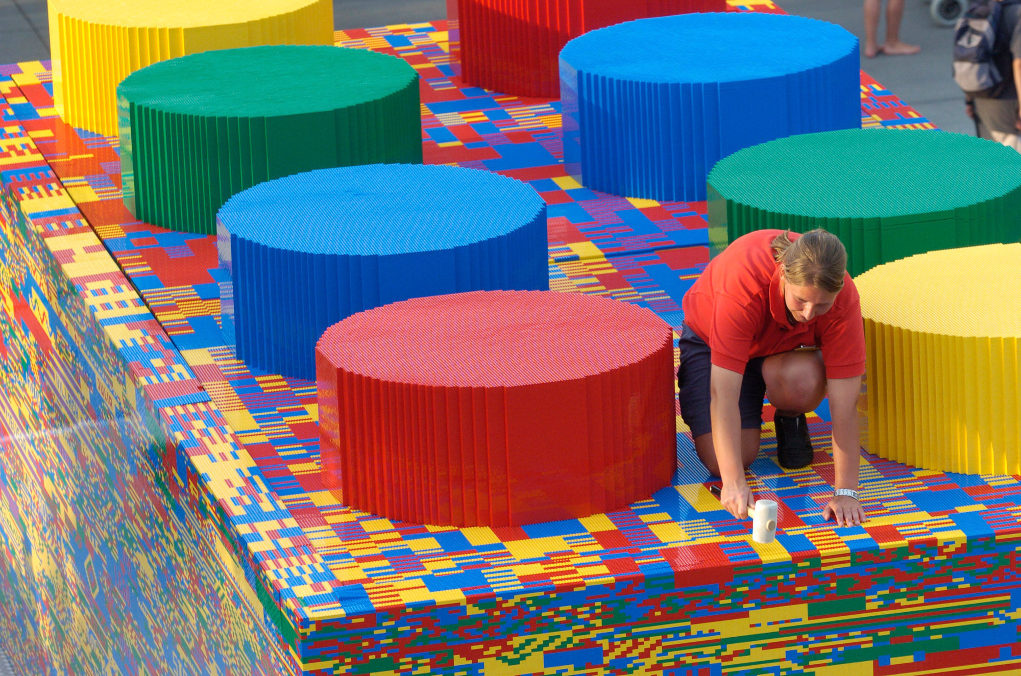 im LEGOLAND Günzburg soll der größte LEGO Stein der Welt entstehen. Foto: LEGOLAND Deutschland Freizeitpark GmbH