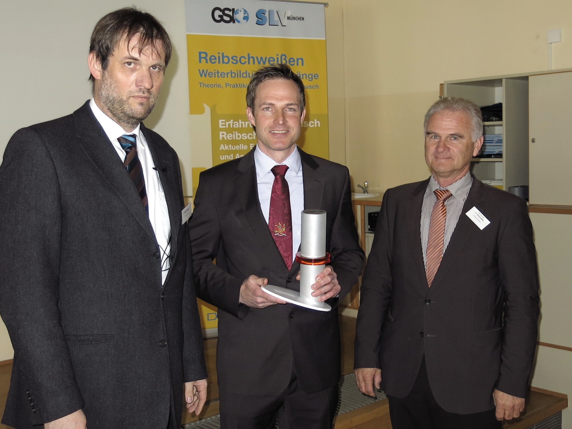 Dr. Ing. Elmar Raiser, Dipl.-Ing. Florian Besler und Prof. Dr.-Ing. Paul Schindele. Foto: HS Kempten