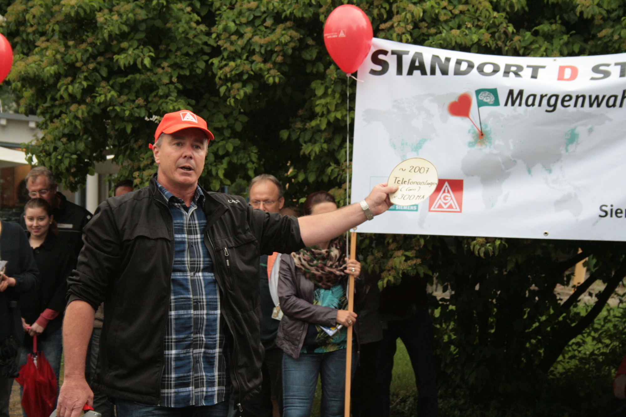 Die Siemensianer wehren sich gegen den geplanten Stellenabbau bei Siemens. Foto: B4B SCHWABEN