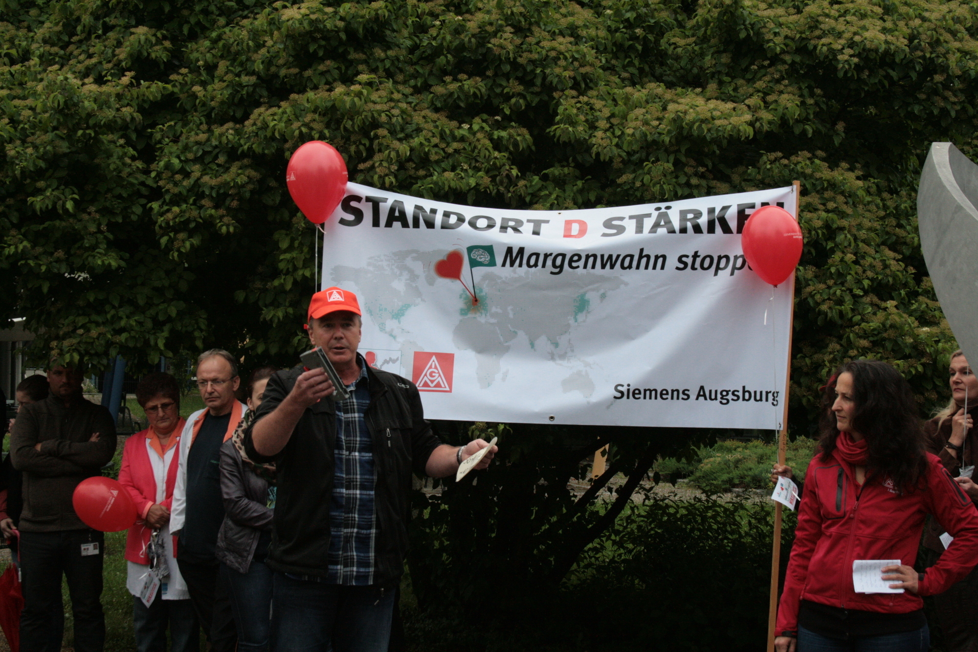 Die Siemensianer wehren sich gegen den geplanten Stellenabbau bei Siemens. Foto: B4B SCHWABEN