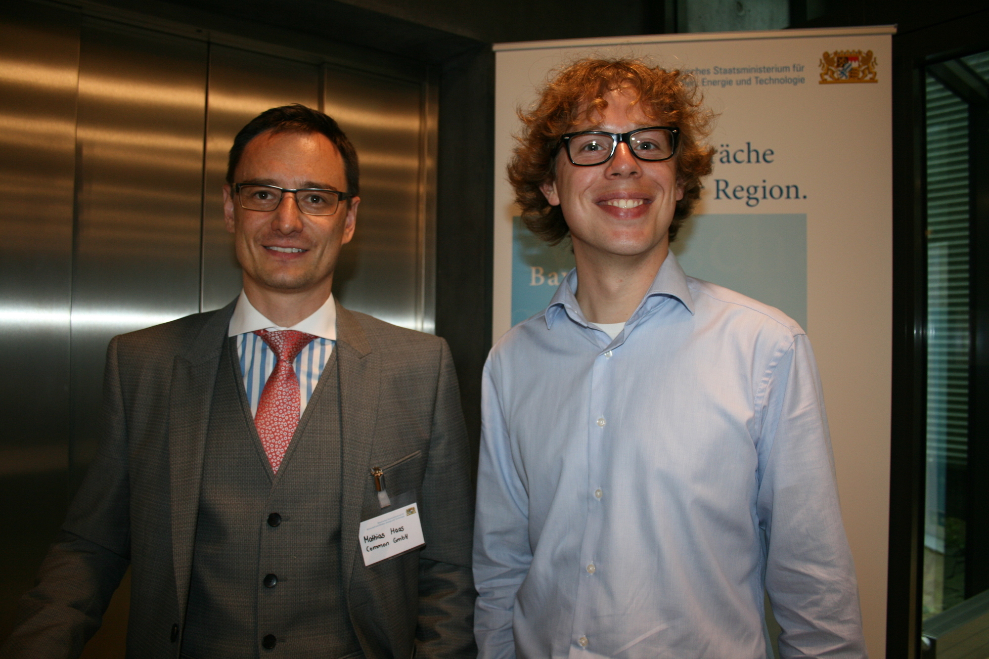 Am 8. Juni 2015 war Bayerns Wirtschaftsministerin Ilse Aigner zu Gast im Fraunhofer Institut Augsburg. Foto: B4B SCHWABEN