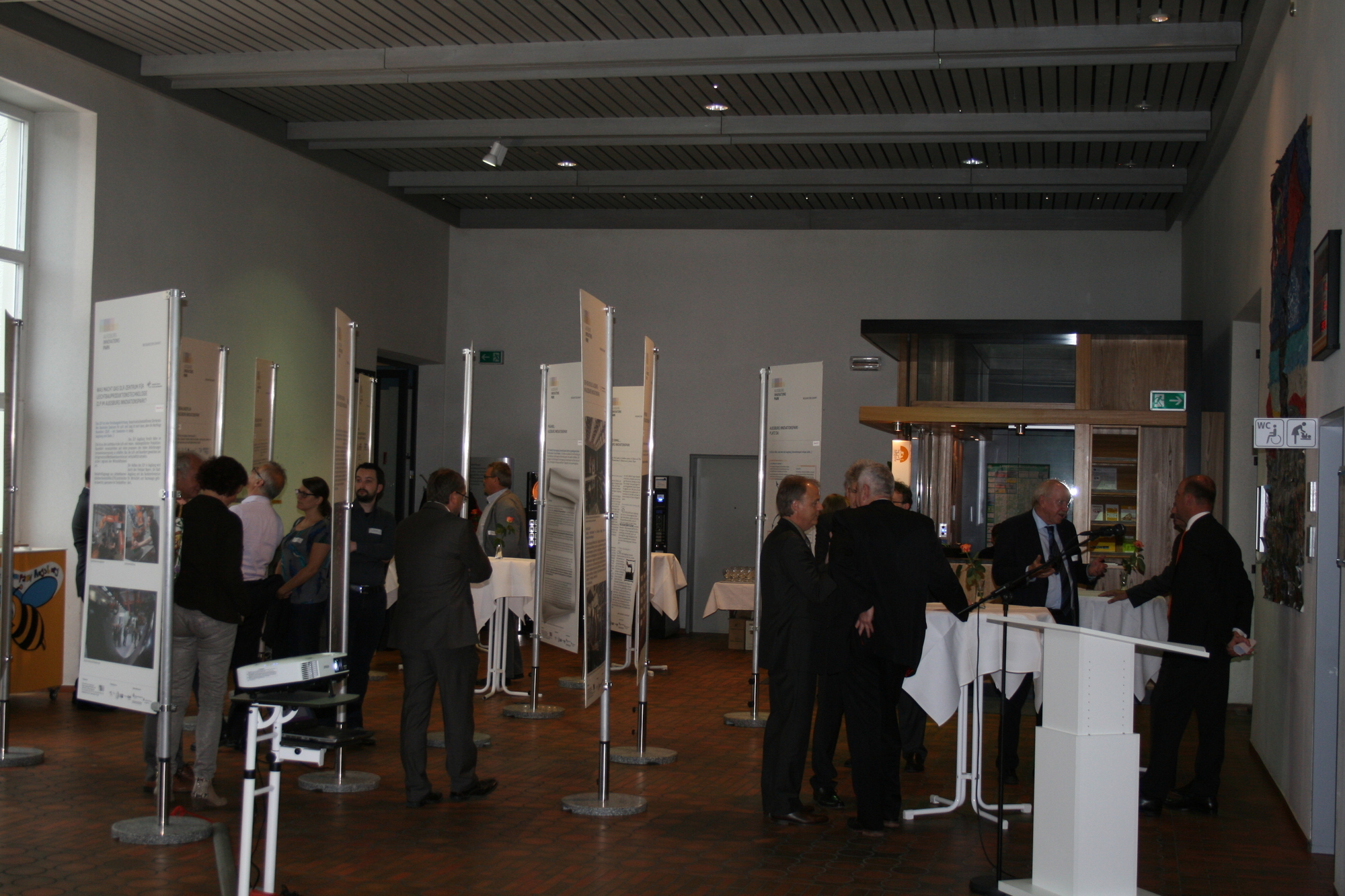 Am 10. Juni 2015 fand das Netzwerktreffen „Augsburg Innovationspark“ im Landratsamt Augsburg statt. Foto: B4B SCHWABEN