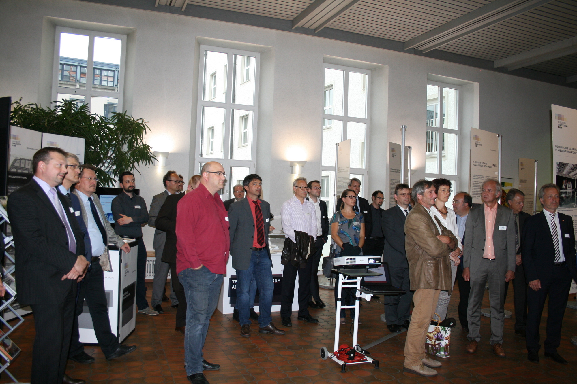 Am 10. Juni 2015 fand das Netzwerktreffen „Augsburg Innovationspark“ im Landratsamt Augsburg statt. Foto: B4B SCHWABEN