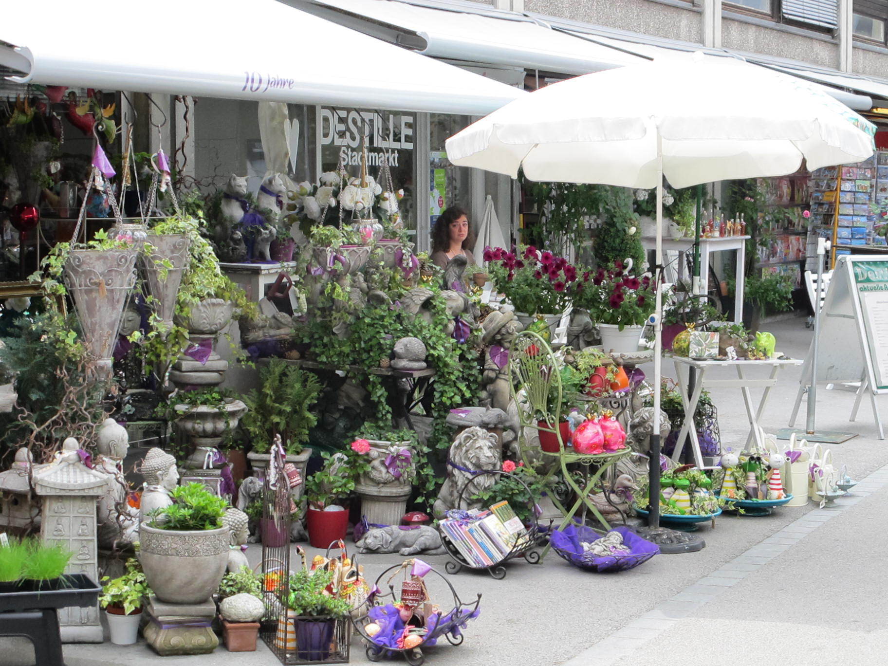 Stadtmarkt stehen Sanierungen bevor - so sieht er jetzt noch aus. Foto: B4B SCHWABEN