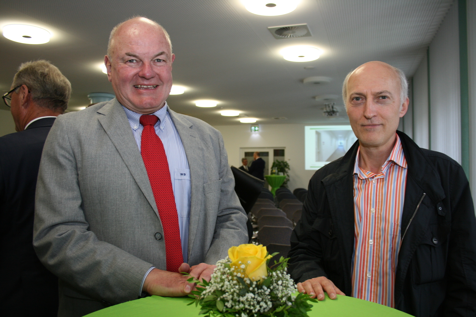 Festakt der AOK Augsburg zum Abschluss der Sanierungsarbeiten. Foto: B4B SCHWABEN