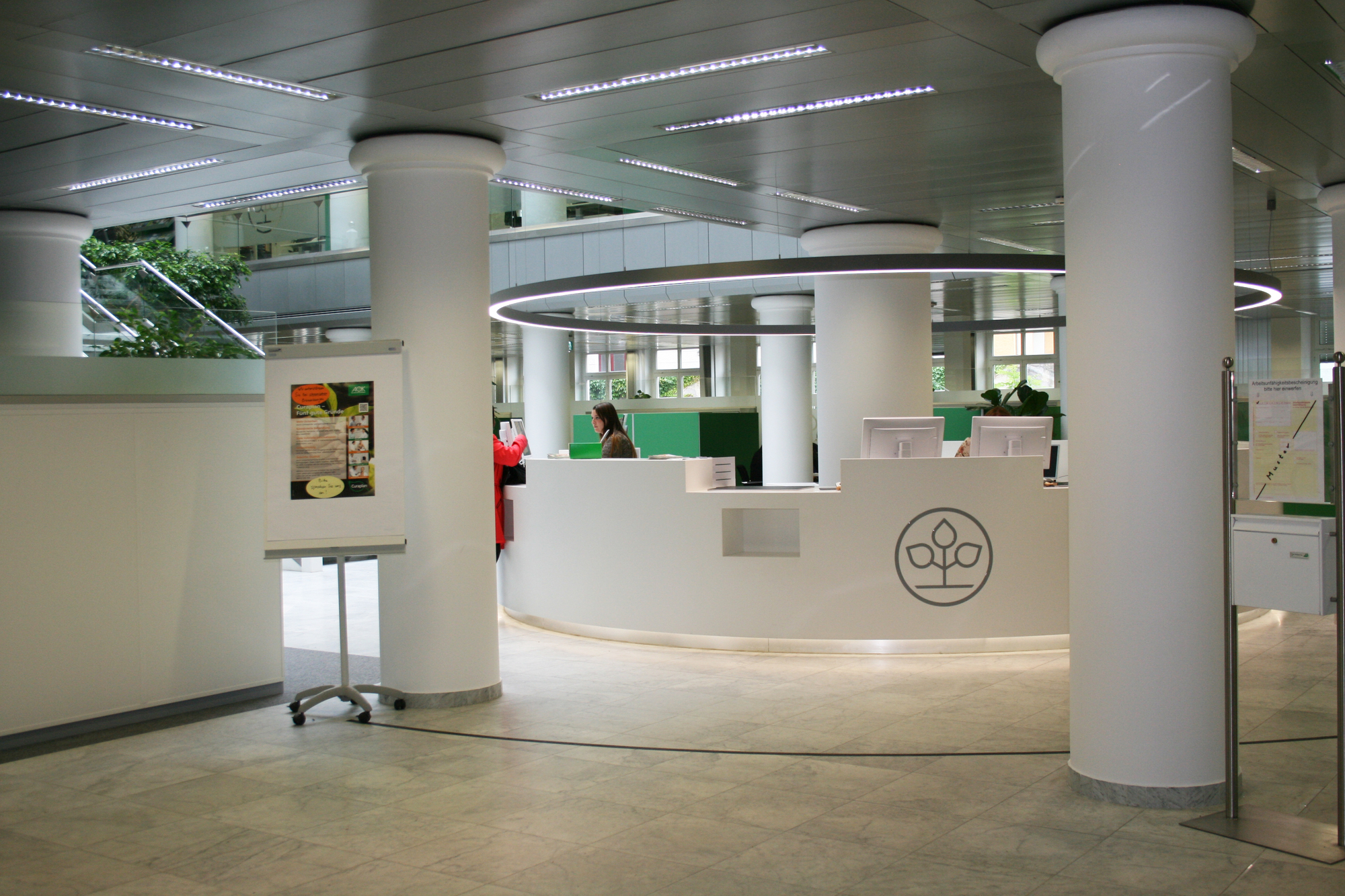 Festakt der AOK Augsburg zum Abschluss der Sanierungsarbeiten. Foto: B4B SCHWABEN