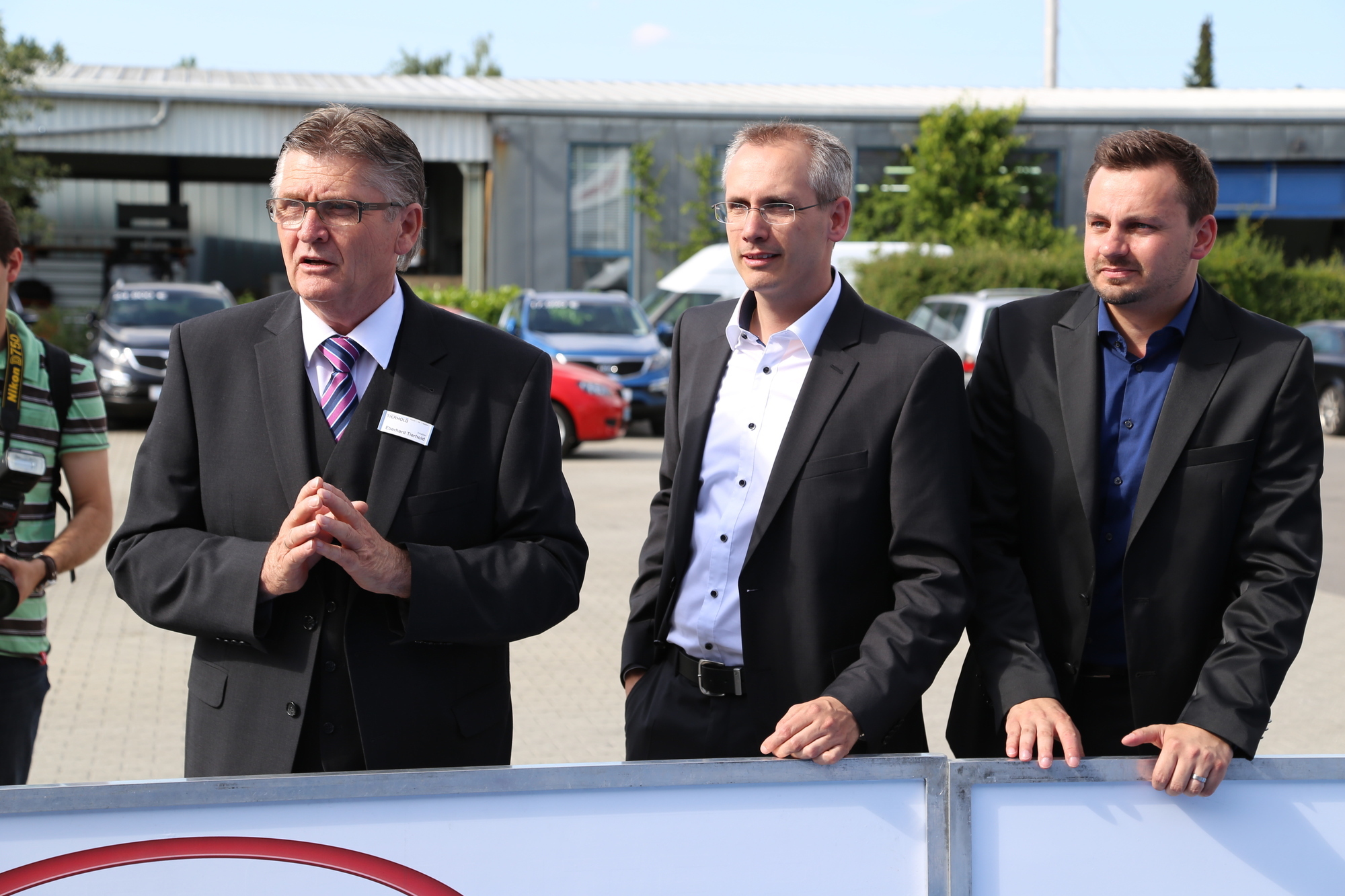 Autohaus Tierhold feiert Neueröffnung nach großem Umbau. Foto: B4B SCHWABEN