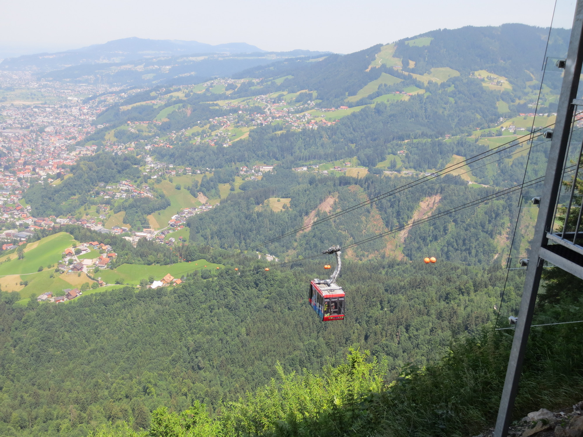 Reisacher bringt 152 MINIs auf die Straße bei MINIS ON TOUR 5.0