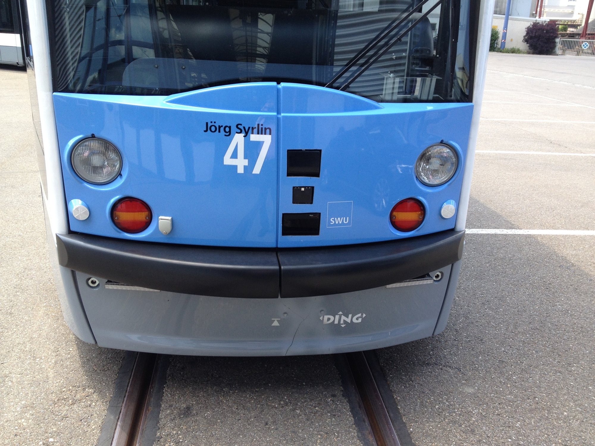 Die Tram mit der Nummer 47 verkehrt auf der Linie 1 mit Fahrassistenzsystemen. Foto: SWU Verkehr