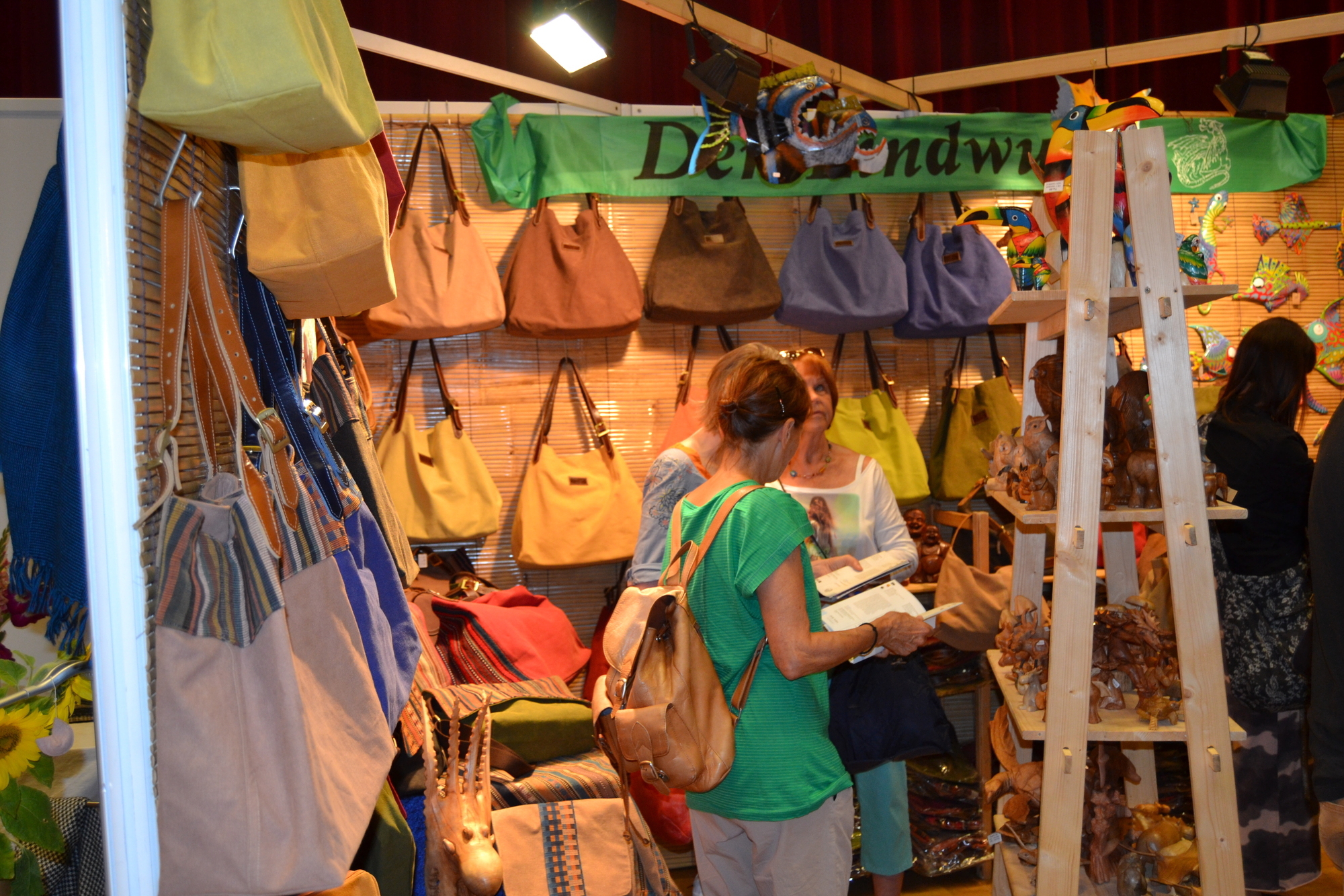 Bei der Fair Handels Messe Bayern trafen sich die wichtigen Vertreter des Fairen Handels in Bayern. Foto: B4B SCHWABEN