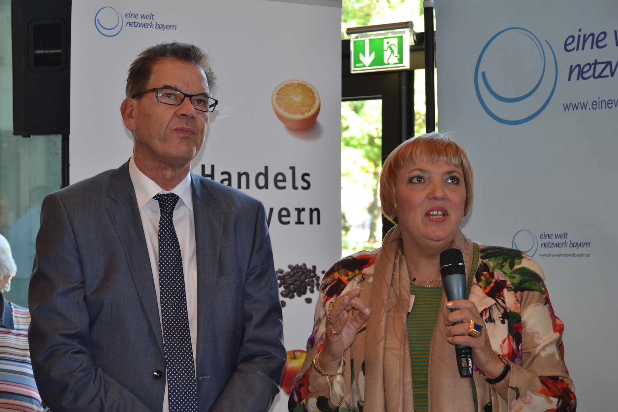Bei der Fair Handels Messe Bayern trafen sich die wichtigen Vertreter des Fairen Handels in Bayern. Foto: B4B SCHWABEN