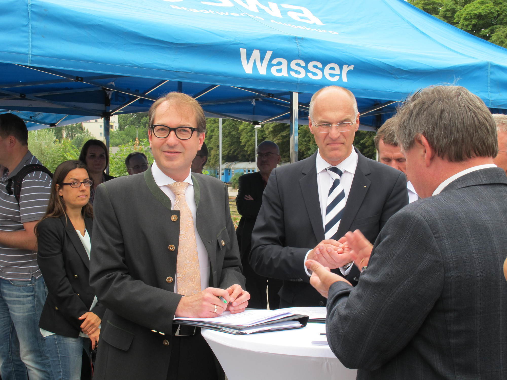 Am 13. Juli 2015 fiel der symbolische Startschuss für das Projekt Augsburg City Hauptbahnhof. Foto: B4B SCHWABEN