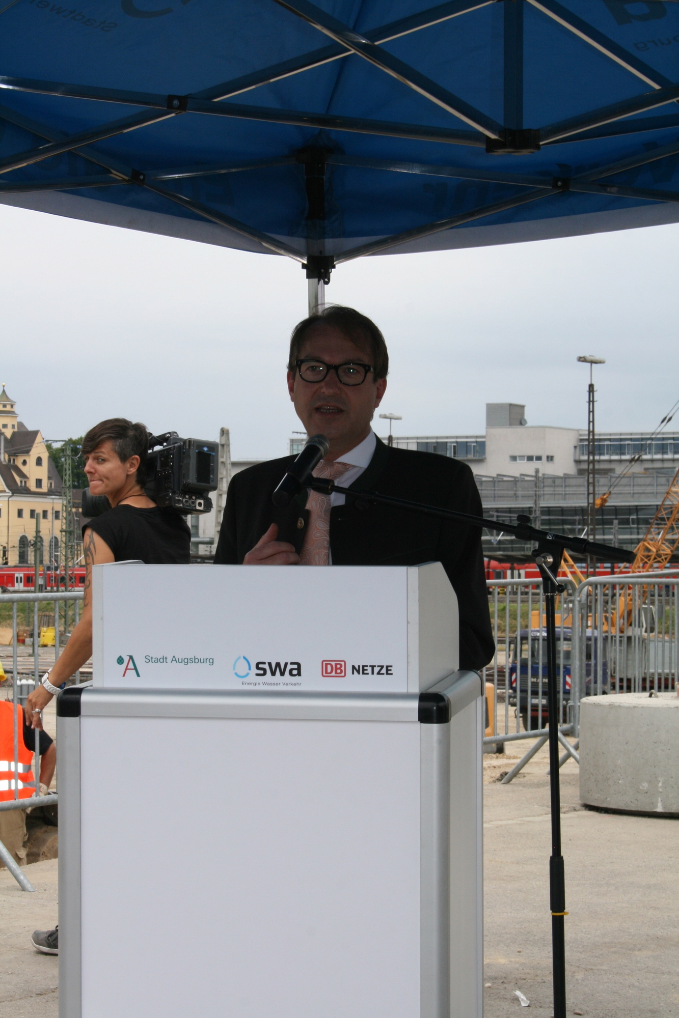 Am 13. Juli 2015 fiel der symbolische Startschuss für das Projekt Augsburg City Hauptbahnhof. Foto: B4B SCHWABEN