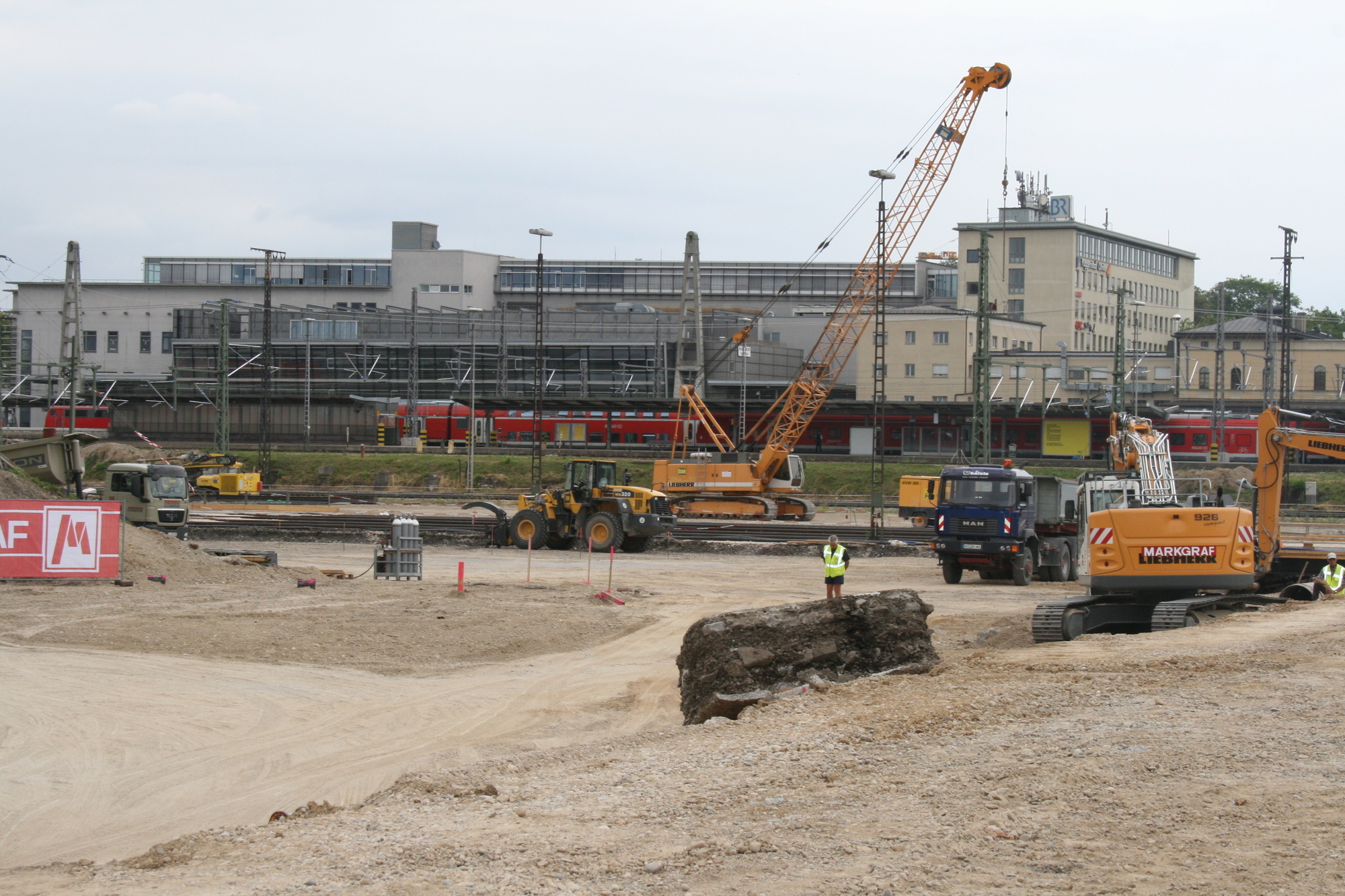 Am 13. Juli 2015 fiel der symbolische Startschuss für das Projekt Augsburg City Hauptbahnhof. Foto: B4B SCHWABEN