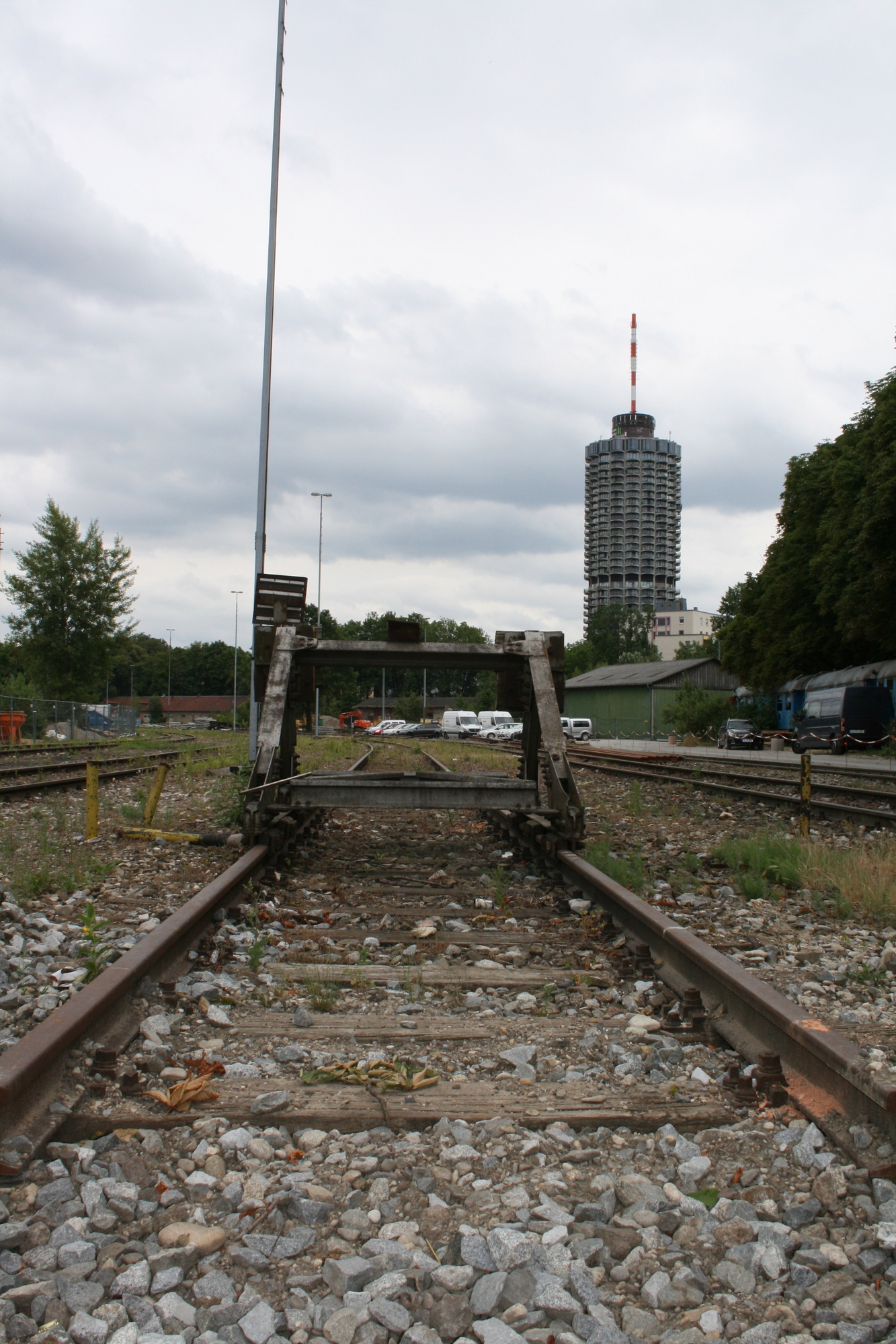 Am 13. Juli 2015 fiel der symbolische Startschuss für das Projekt Augsburg City Hauptbahnhof. Foto: B4B SCHWABEN