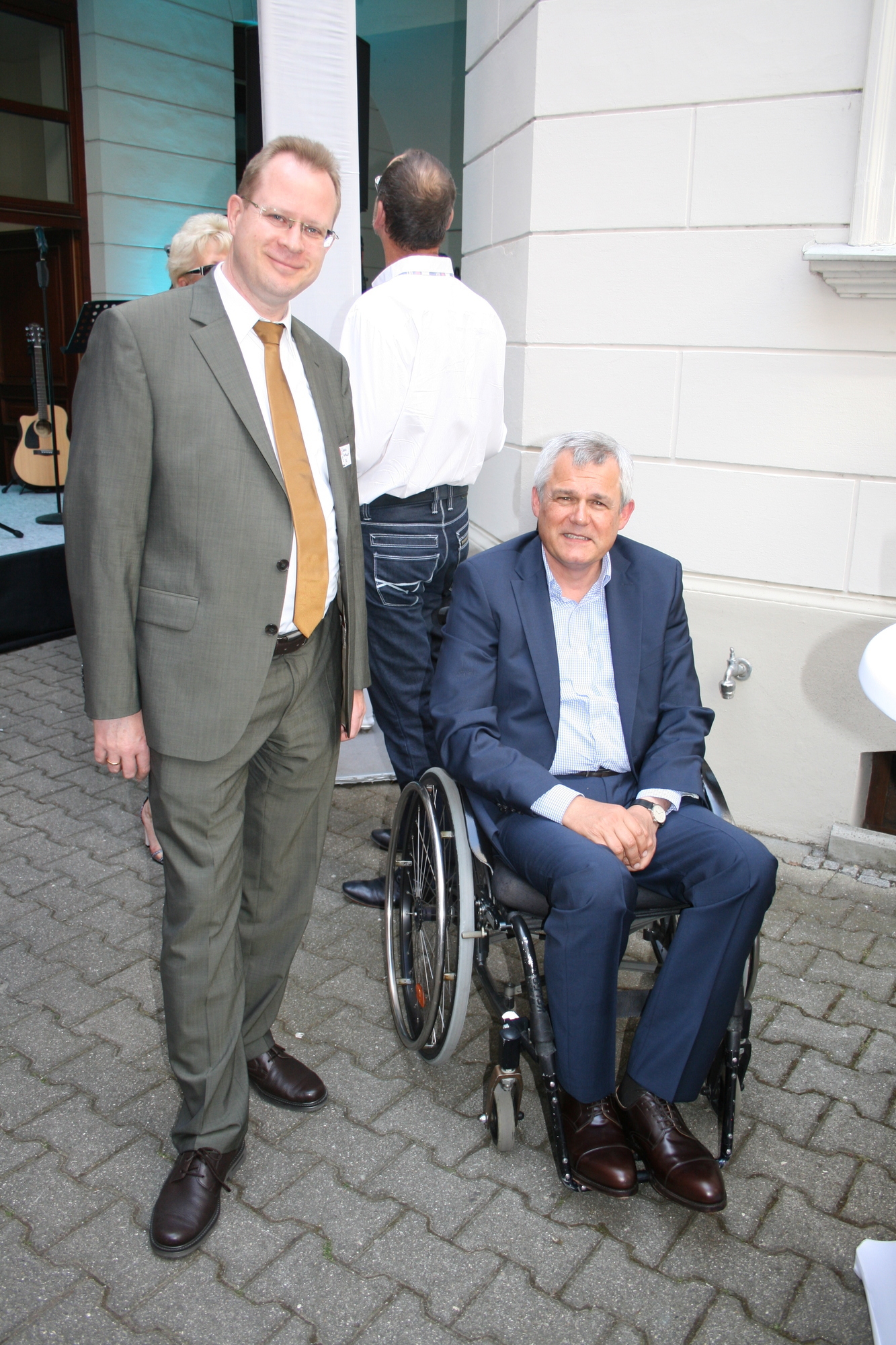 250 Gäste feiern beim A³ Sommerfest im Martini-Palais. Foto: B4B SCHWABEN