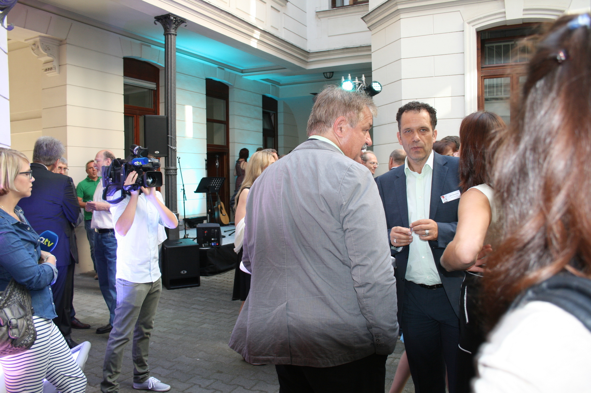 250 Gäste feiern beim A³ Sommerfest im Martini-Palais. Foto: B4B SCHWABEN
